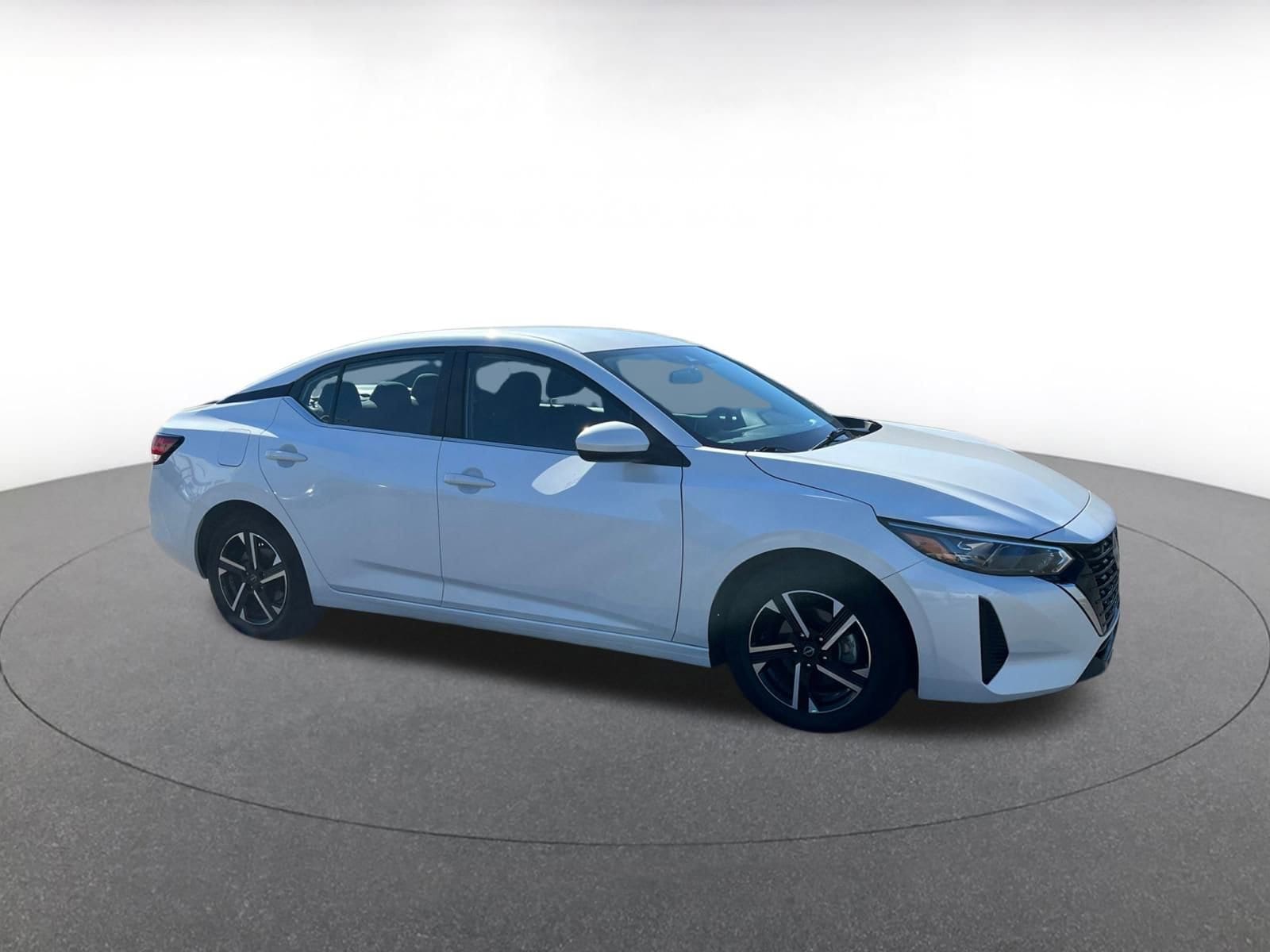 Thumbnail: 2024 Nissan Sentra - 1
