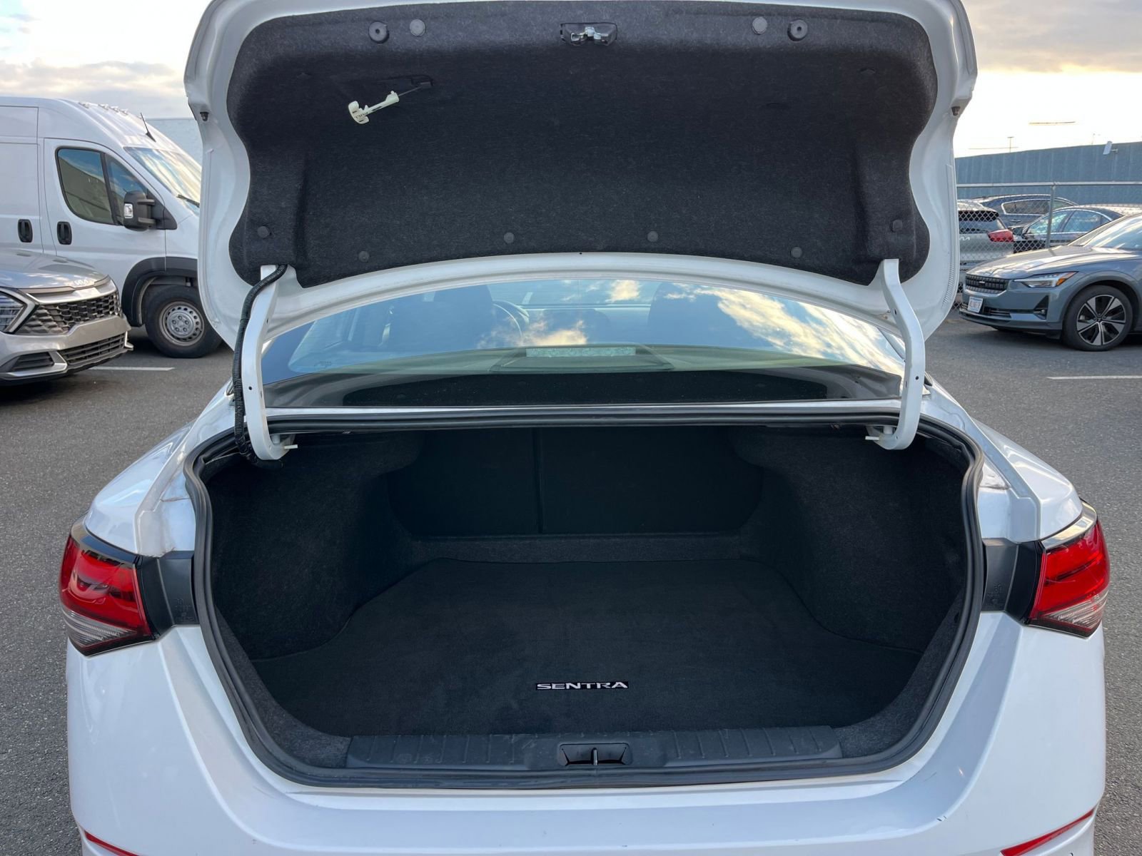 Thumbnail: 2025 Nissan Sentra - 29