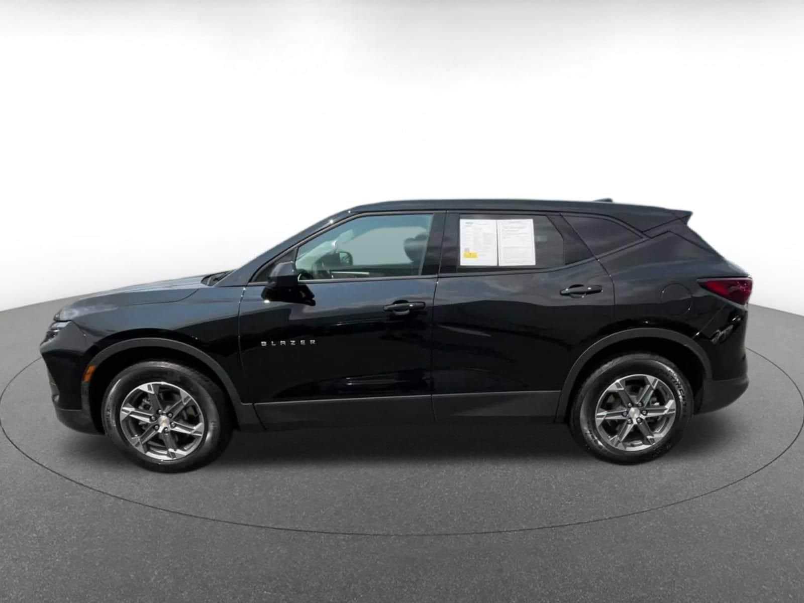 Thumbnail: 2025 Chevrolet Blazer - 8