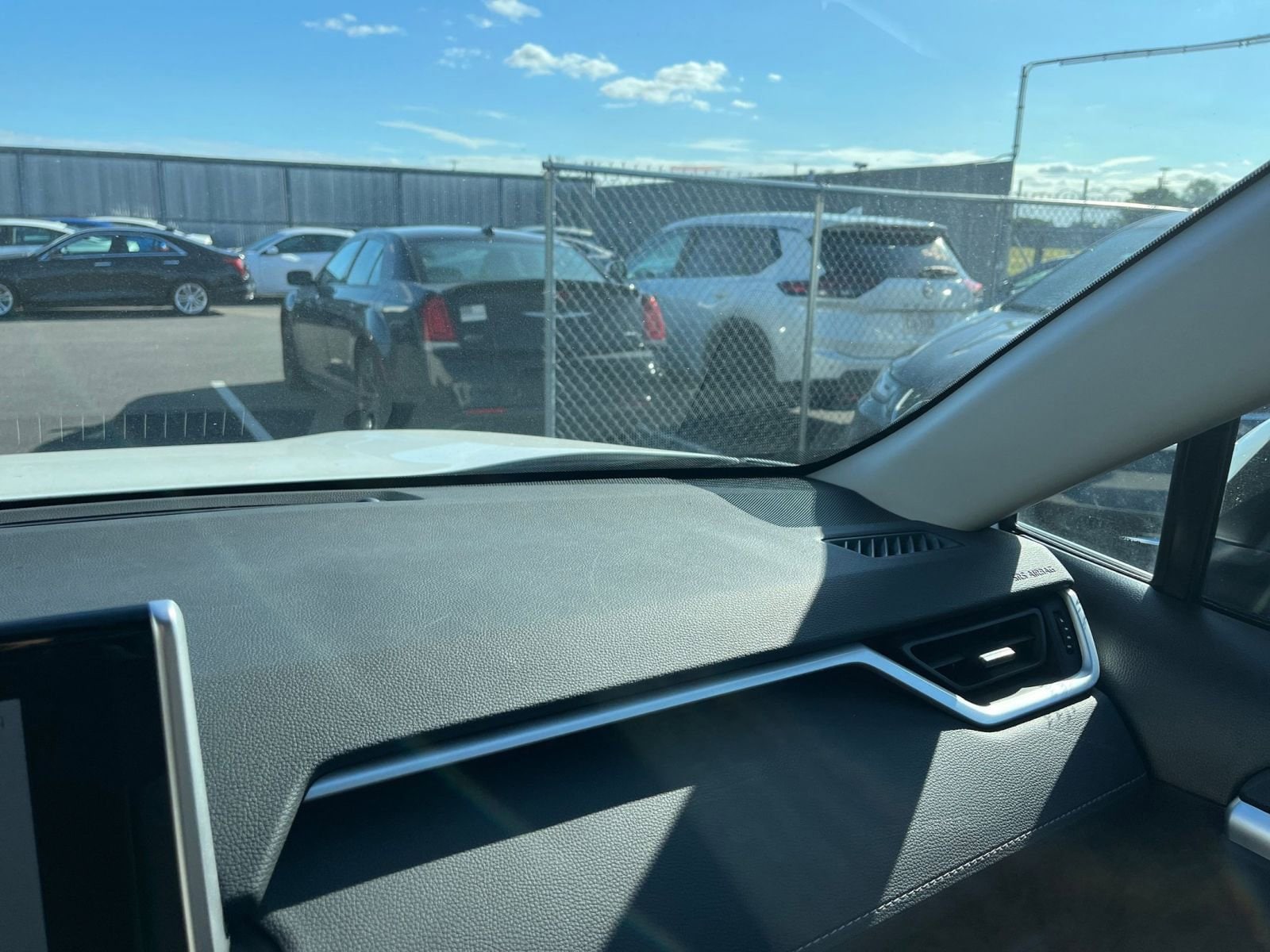 Thumbnail: 2024 Toyota RAV4 - 34