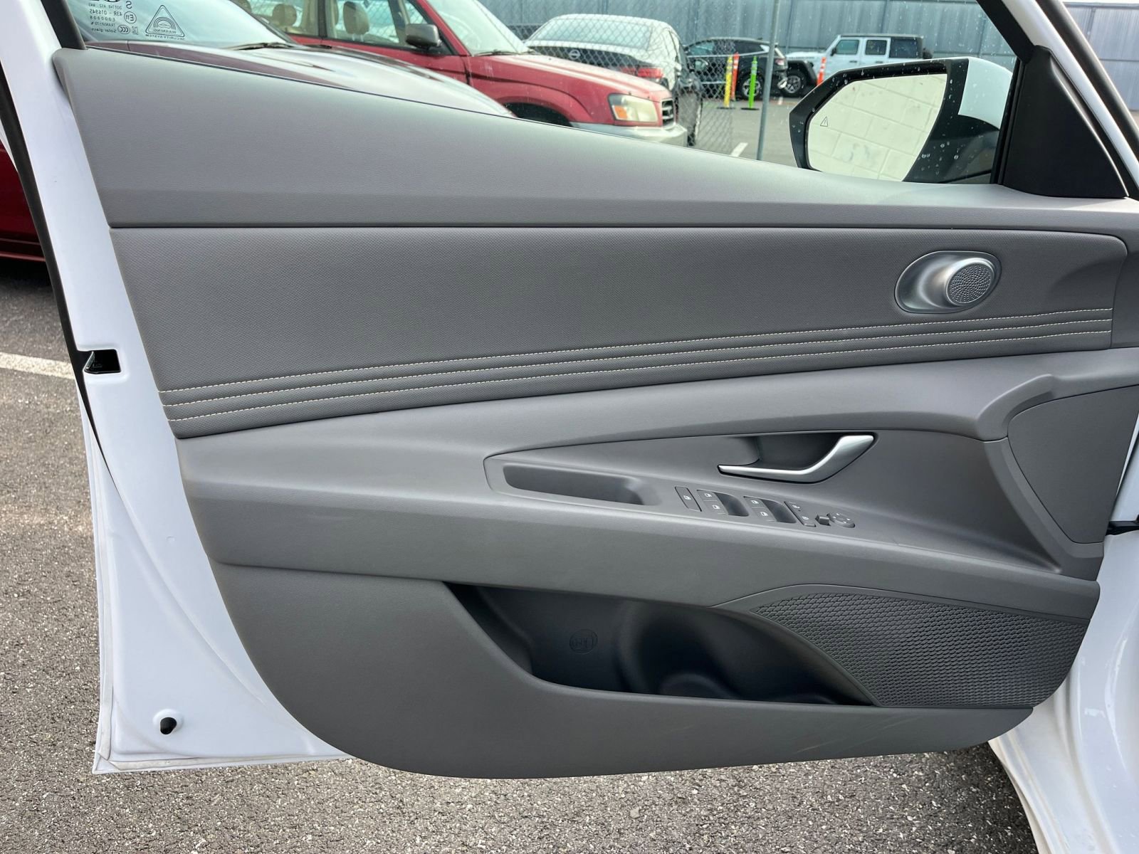 Thumbnail: 2025 Hyundai Elantra - 18