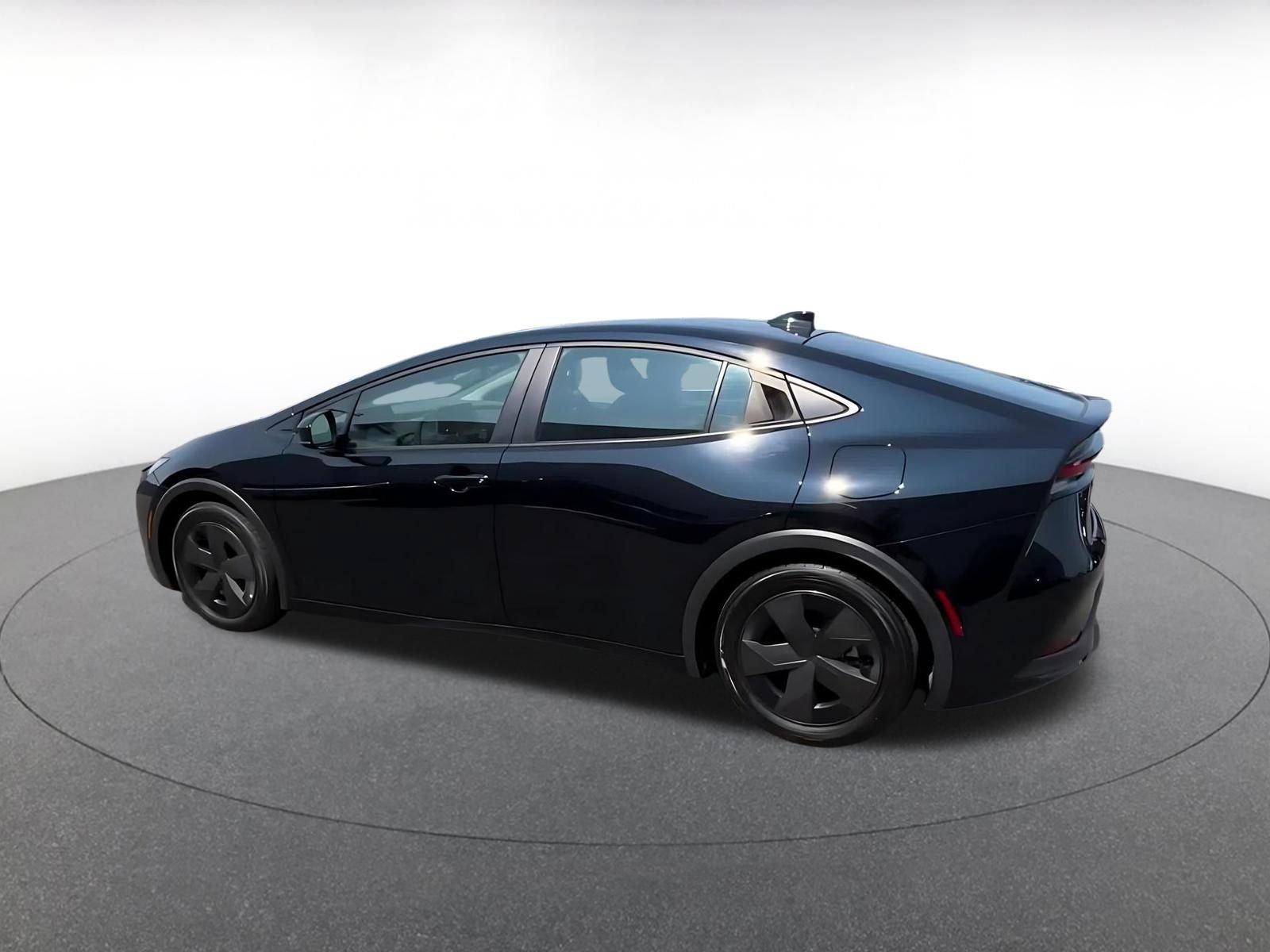 Thumbnail: 2025 Toyota Prius - 11
