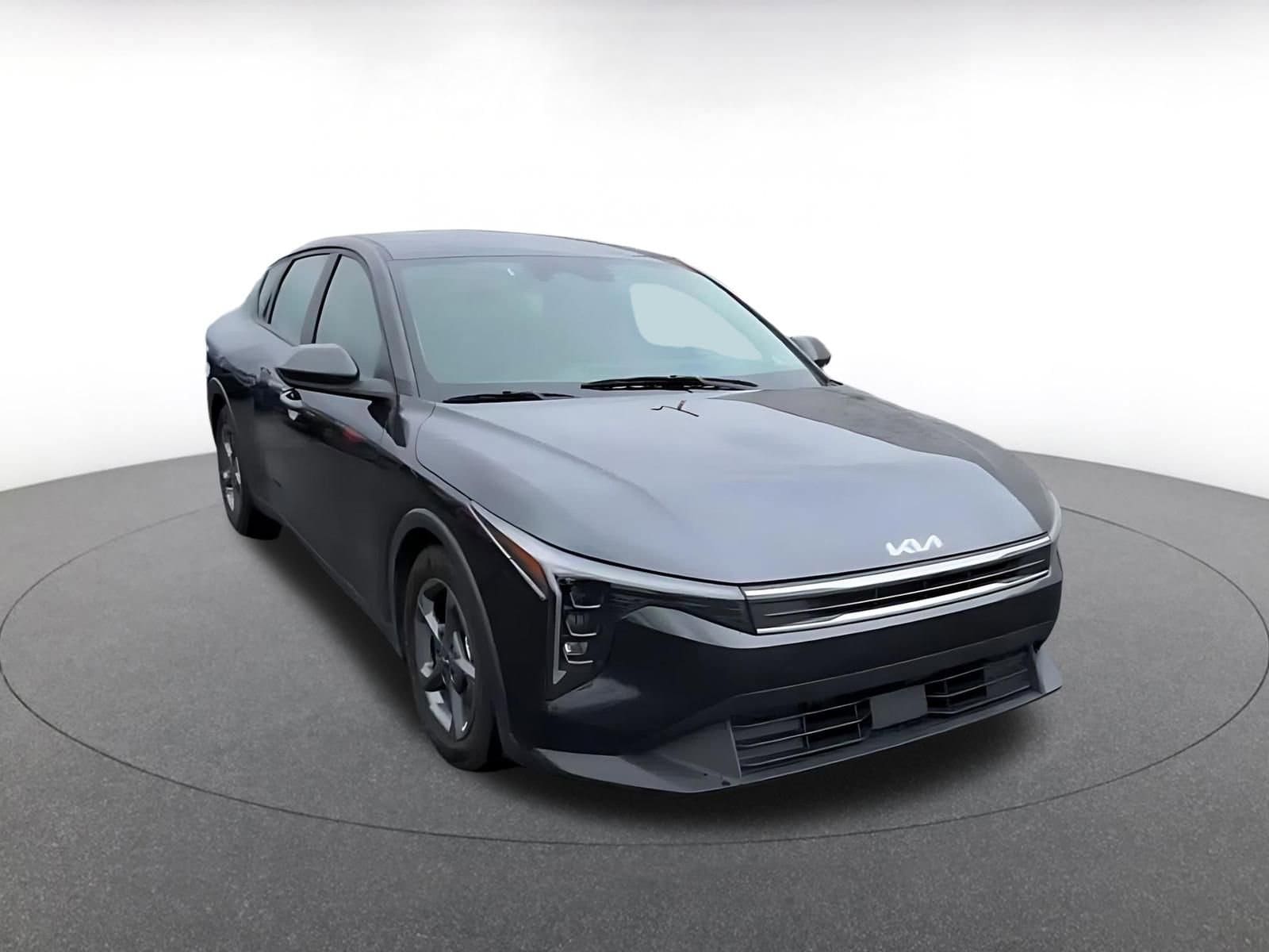 Thumbnail: 2025 Kia K4 - 3