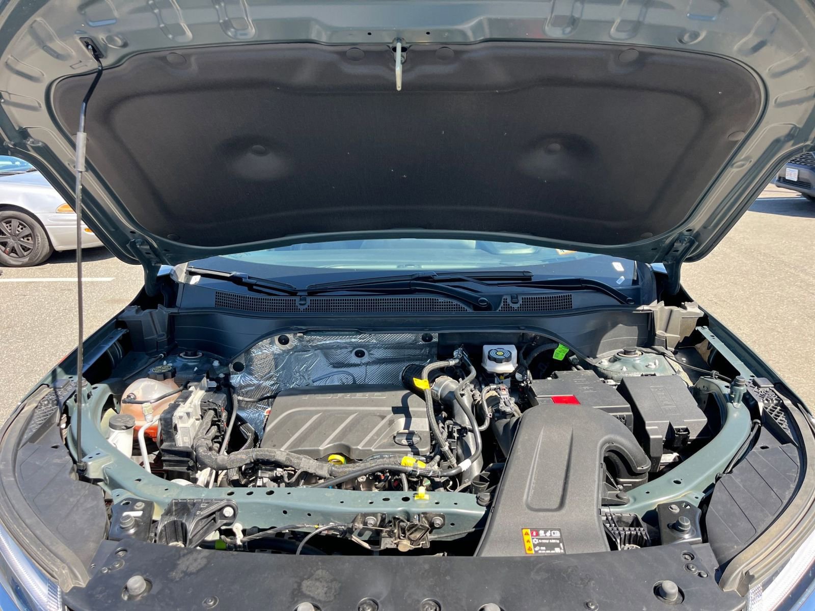 Thumbnail: 2025 Chevrolet Trax - 32