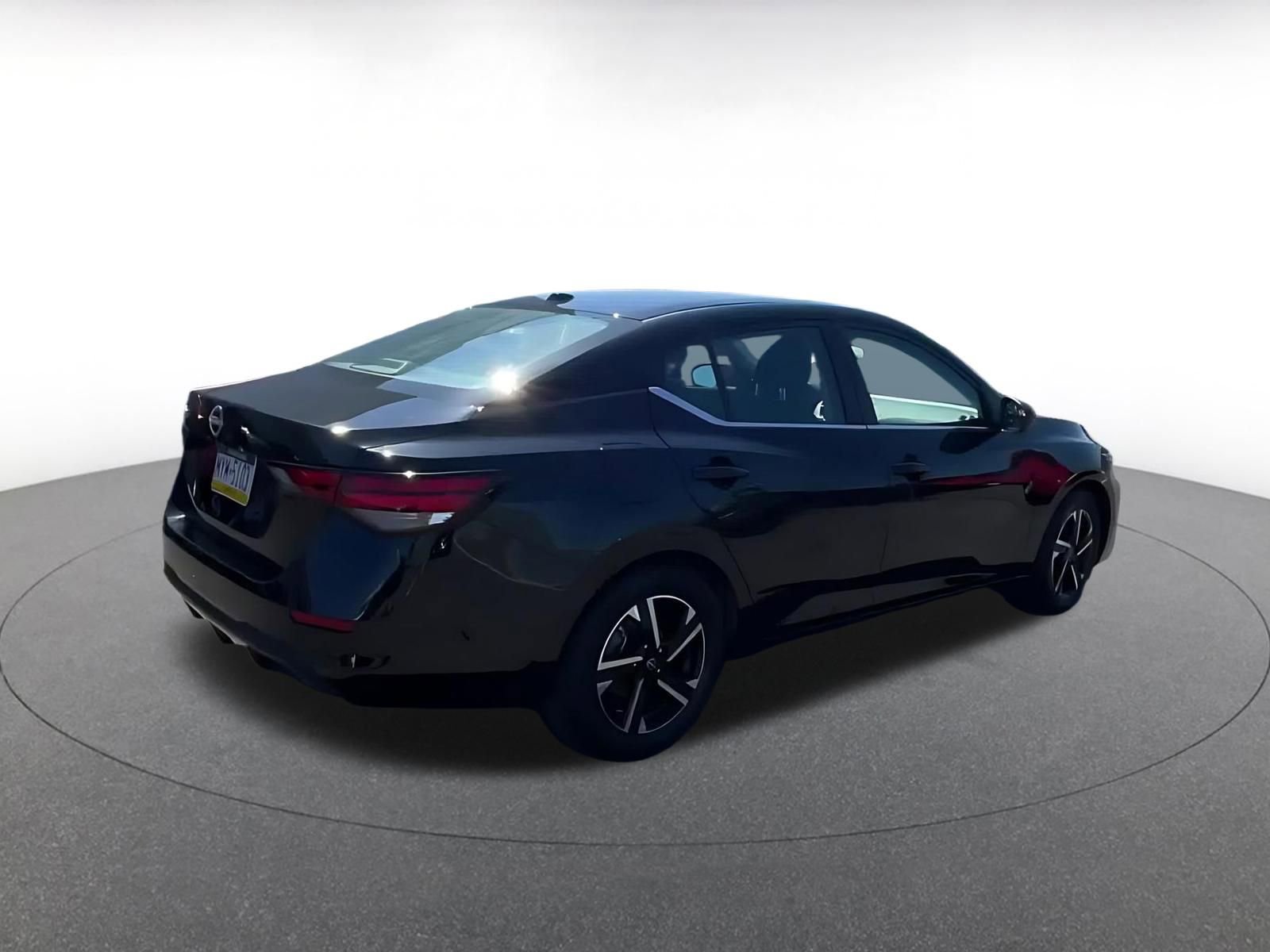 Thumbnail: 2025 Nissan Sentra - 15