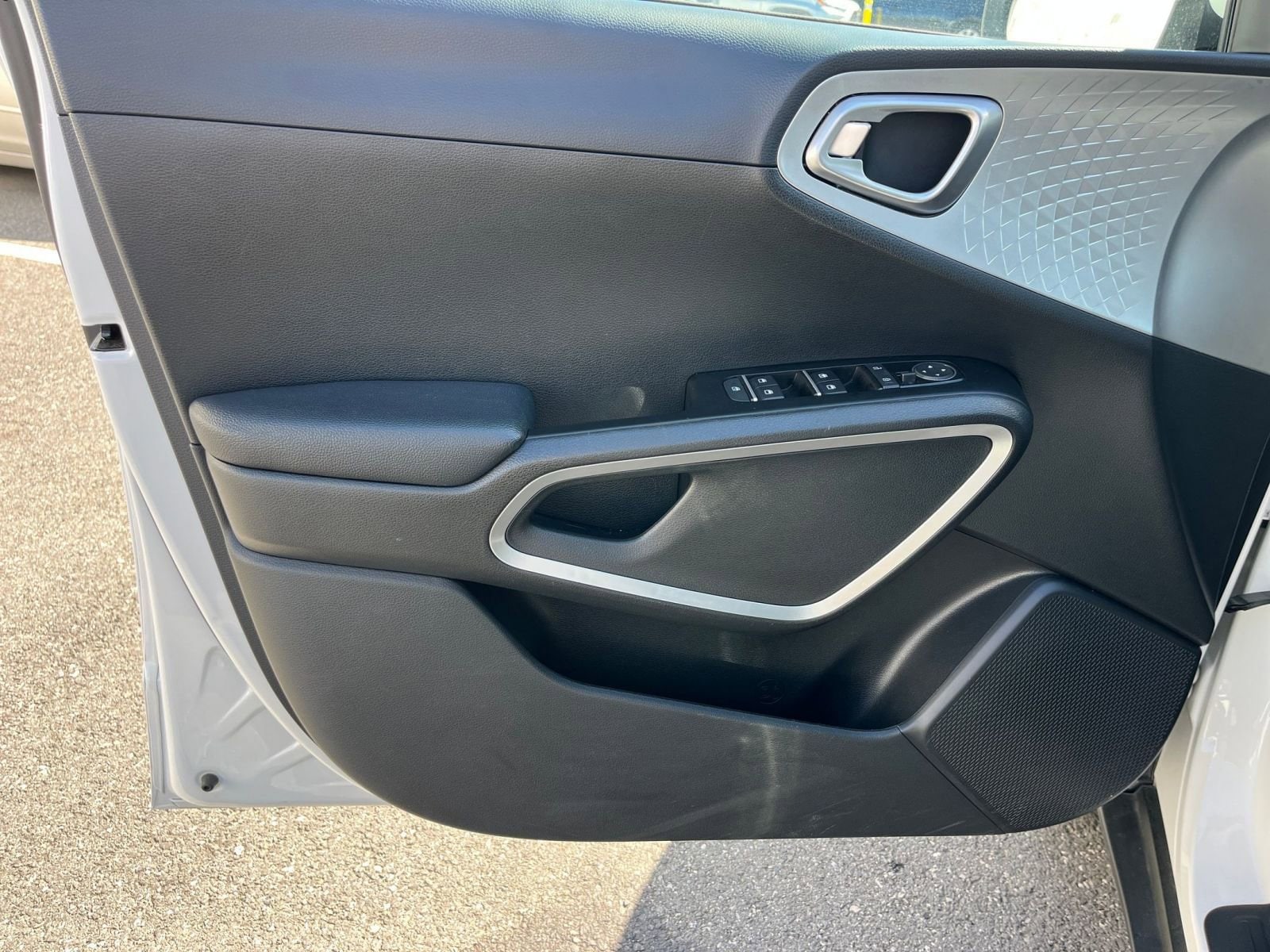 Thumbnail: 2025 Kia Soul - 18