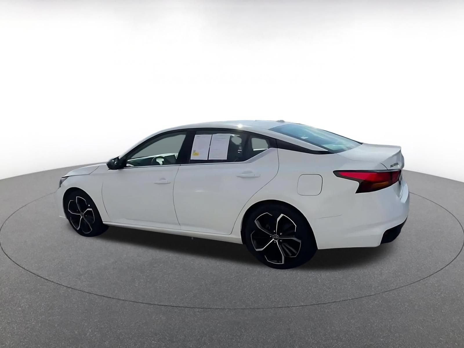 Thumbnail: 2025 Nissan Altima - 8