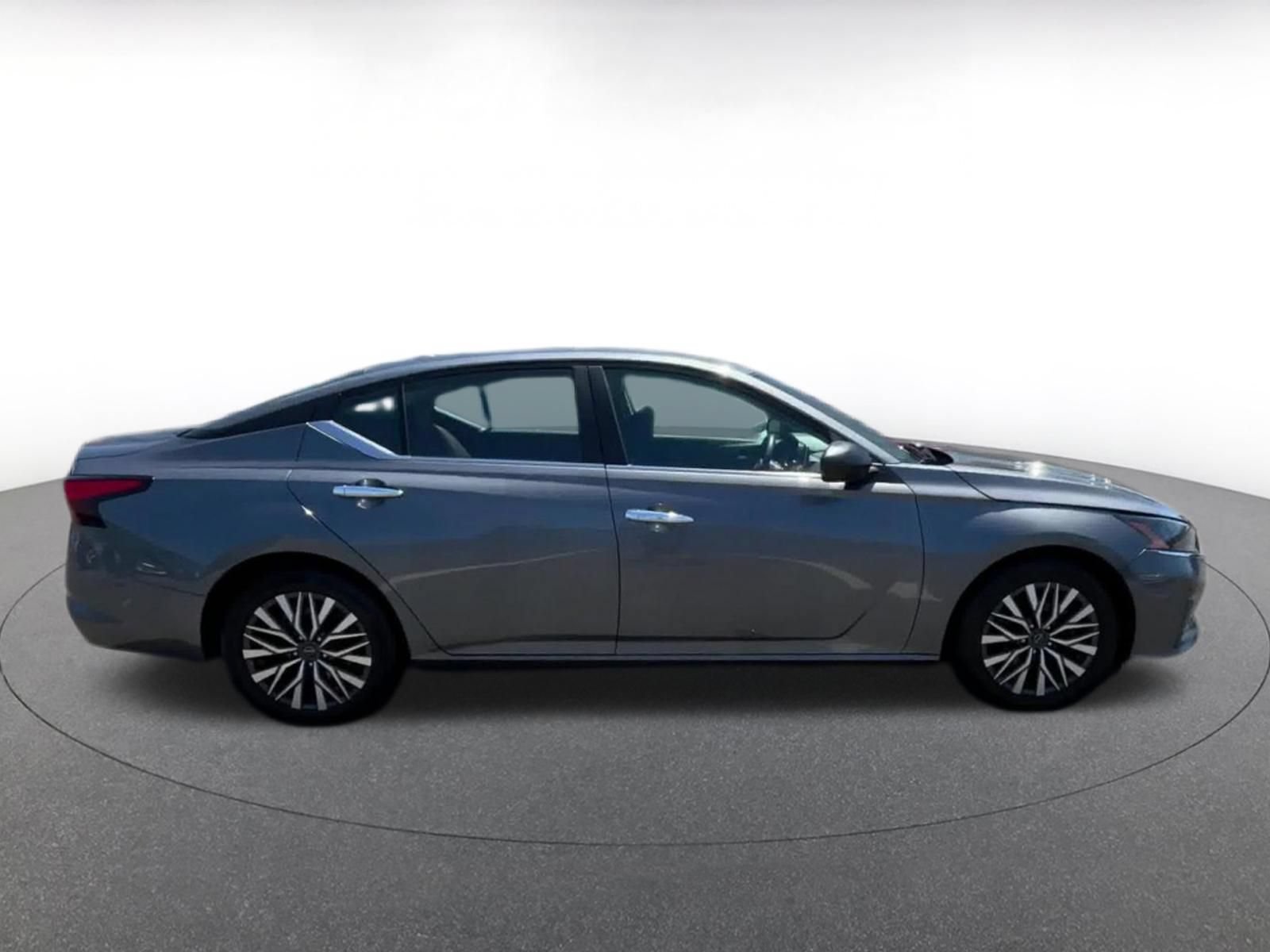 Thumbnail: 2025 Nissan Altima - 13