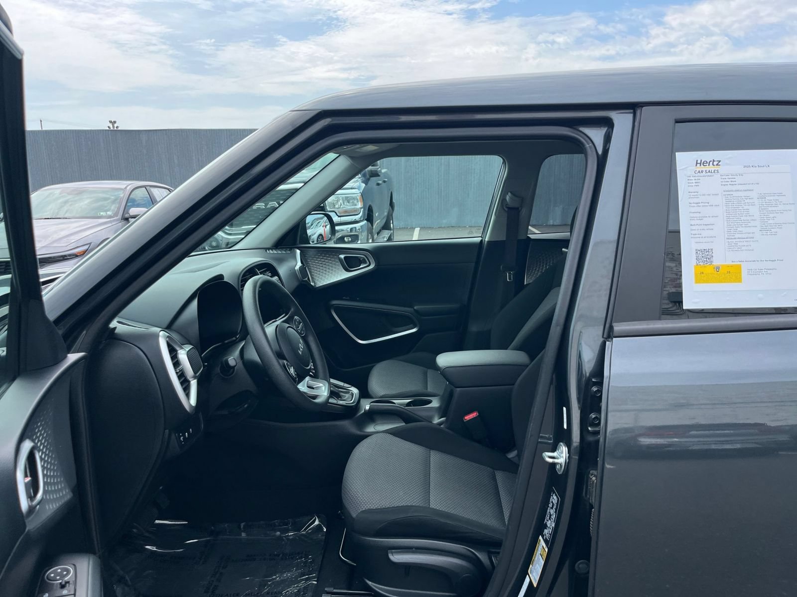 Thumbnail: 2025 Kia Soul - 25