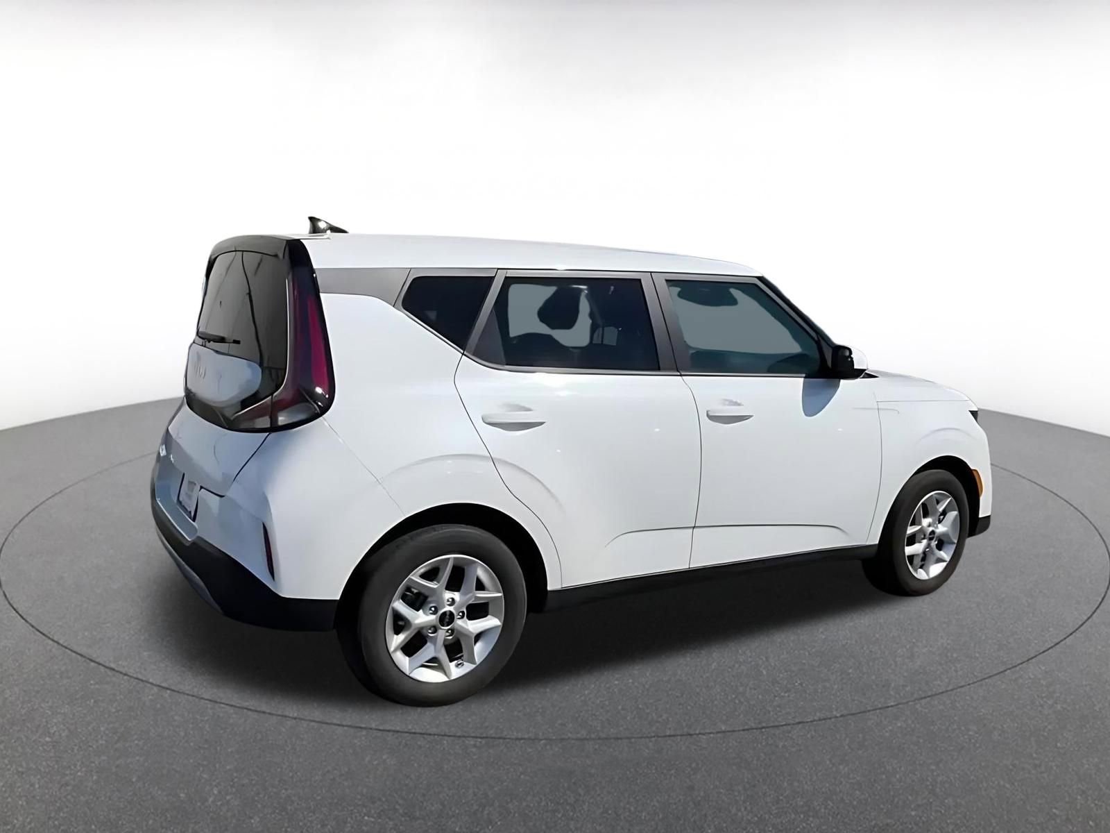 Thumbnail: 2025 Kia Soul - 13