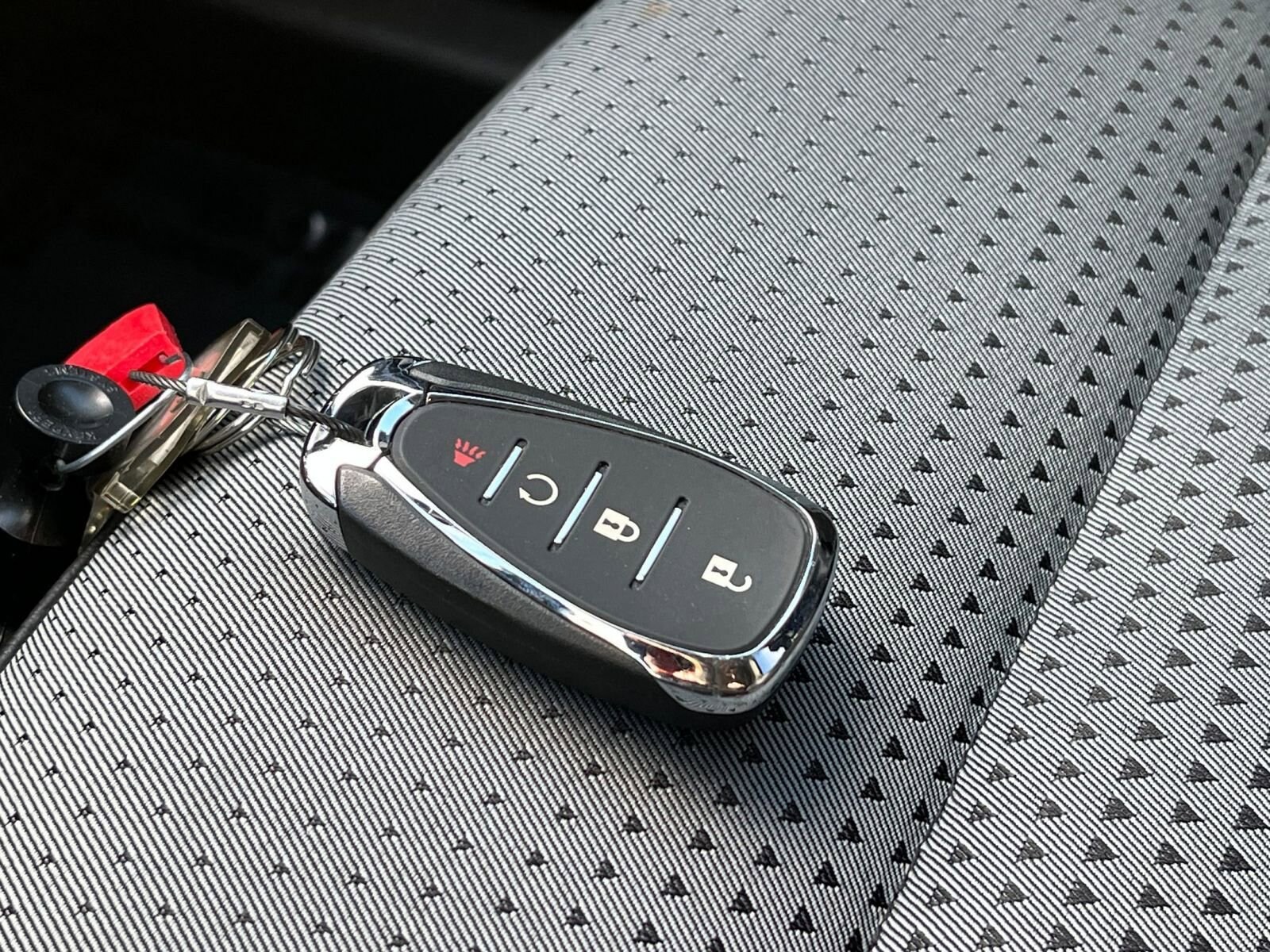 Thumbnail: 2025 Chevrolet Trax - 22