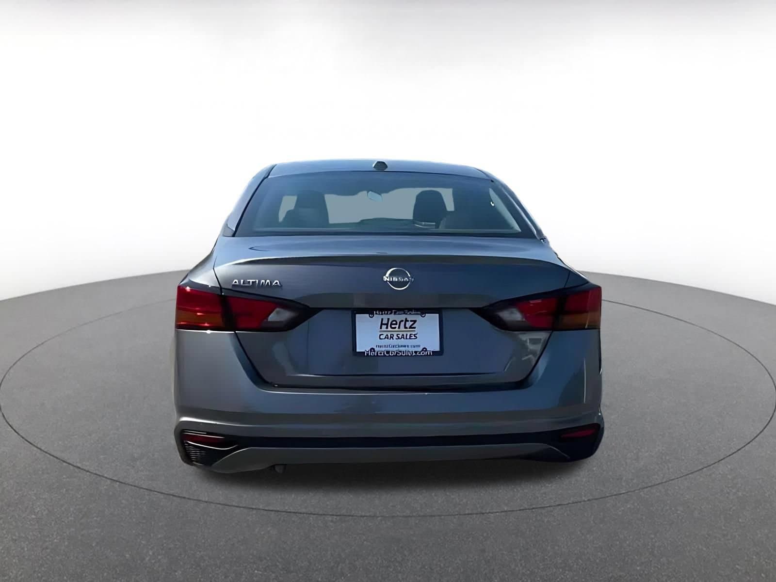 Thumbnail: 2025 Nissan Altima - 10