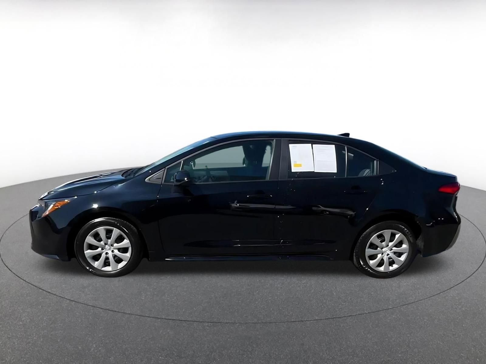 Thumbnail: 2025 Toyota Corolla - 7