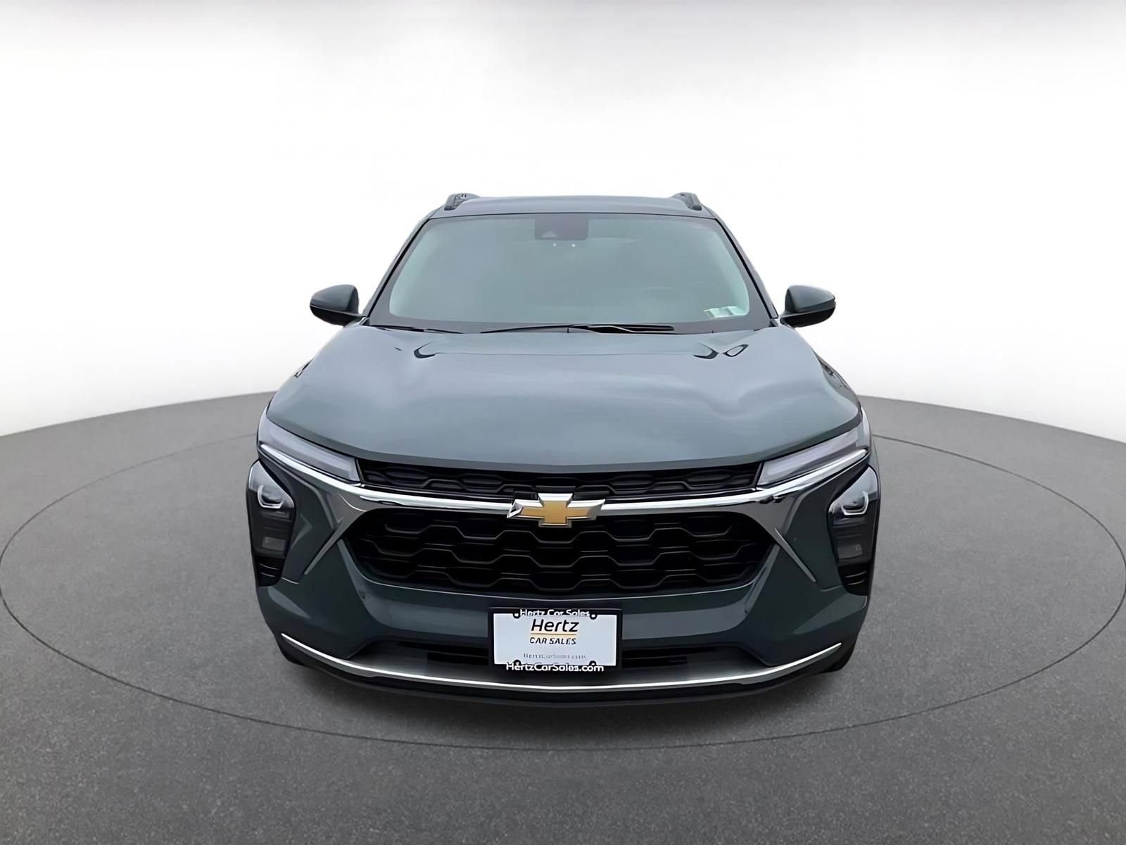 Thumbnail: 2025 Chevrolet Trax - 5