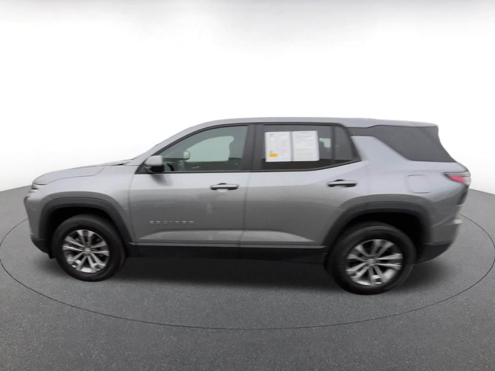 Thumbnail: 2025 Chevrolet Equinox - 8