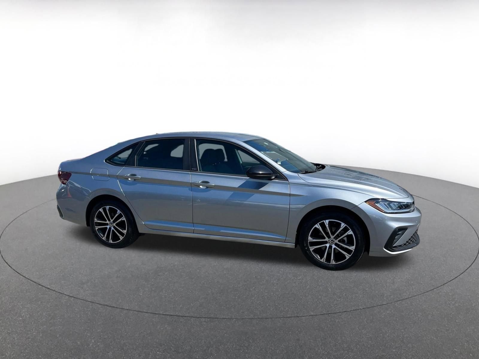 Thumbnail: 2025 Volkswagen Jetta - 1