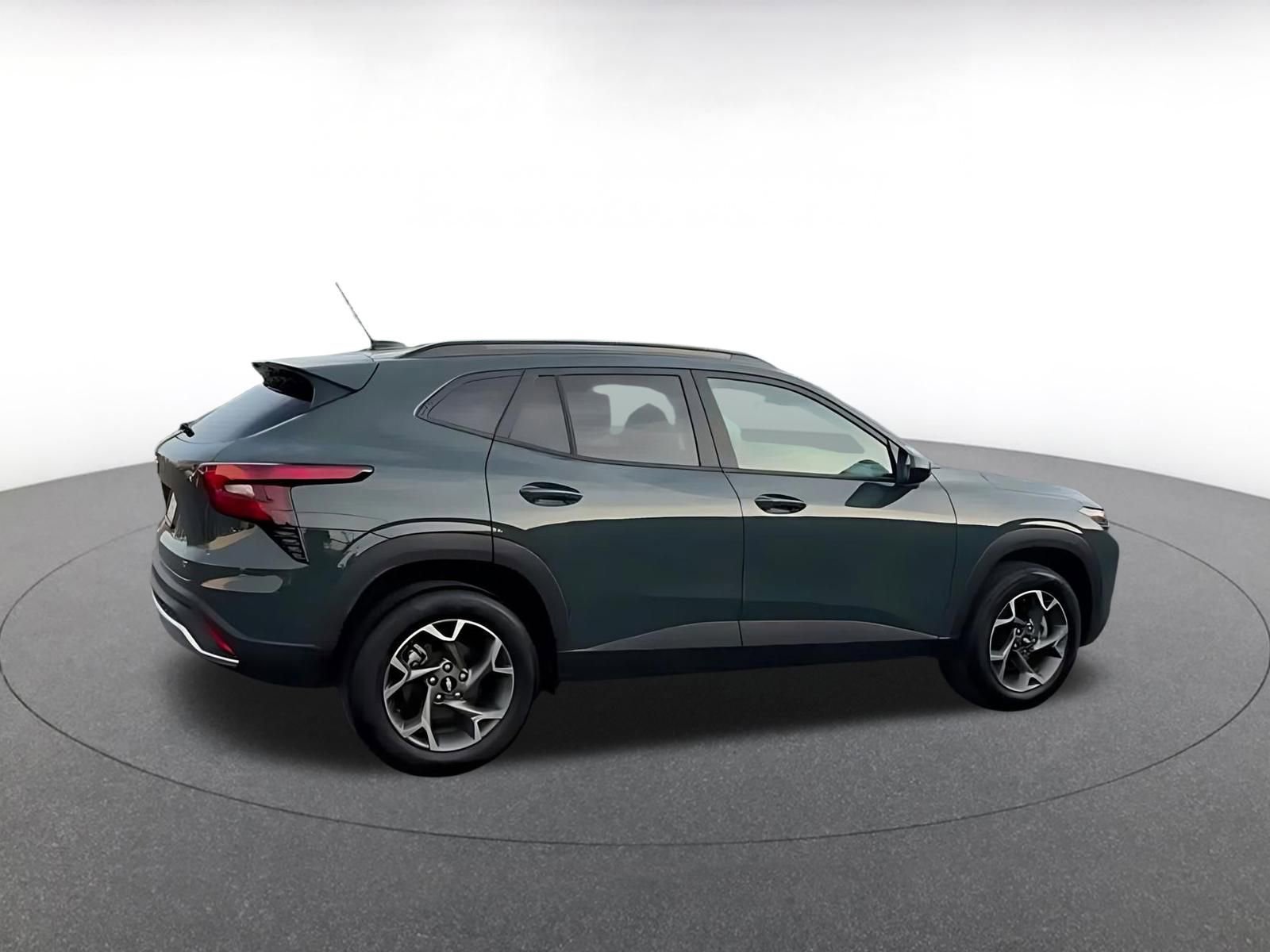 Thumbnail: 2025 Chevrolet Trax - 12