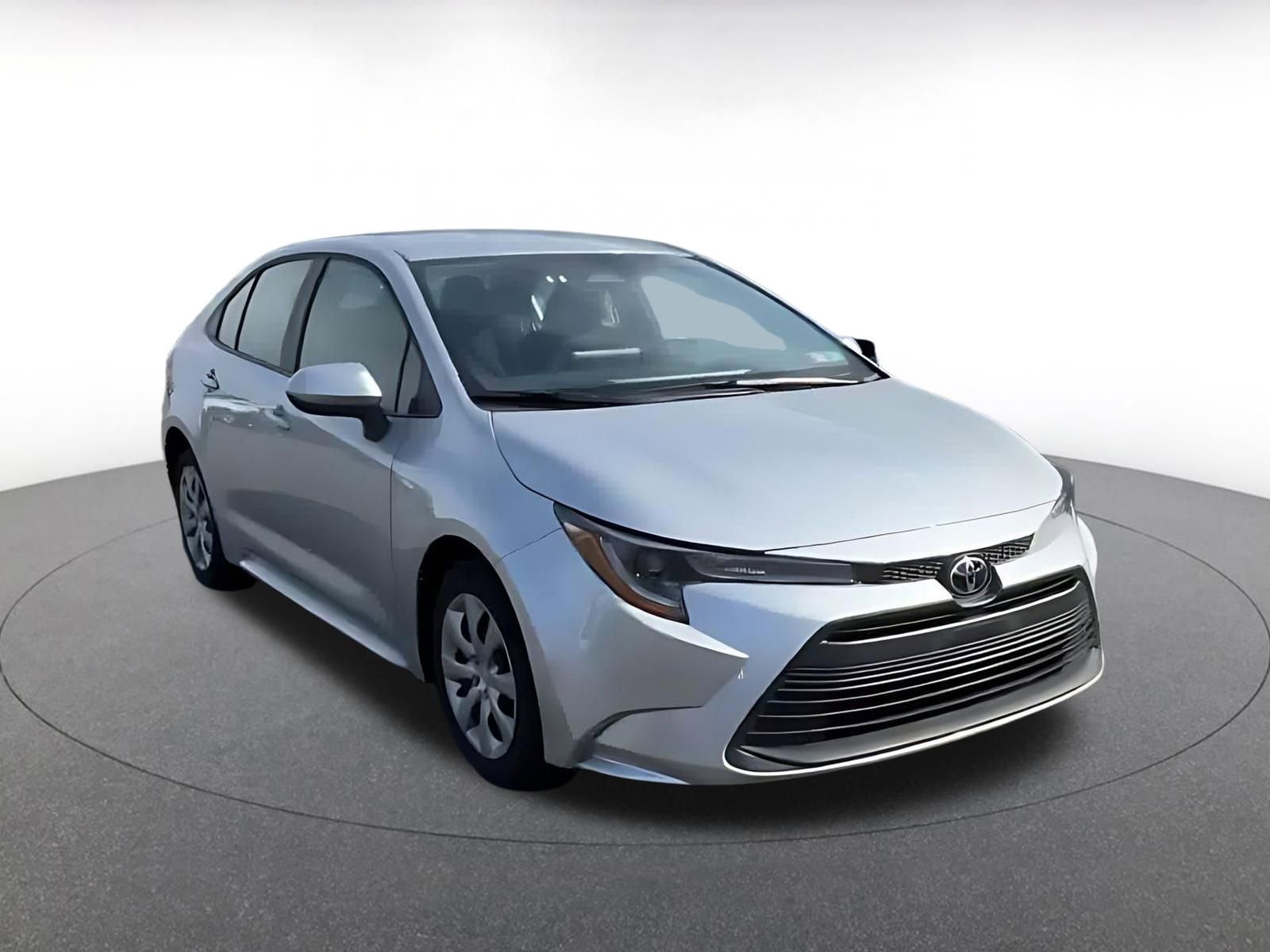 Thumbnail: 2025 Toyota Corolla - 3