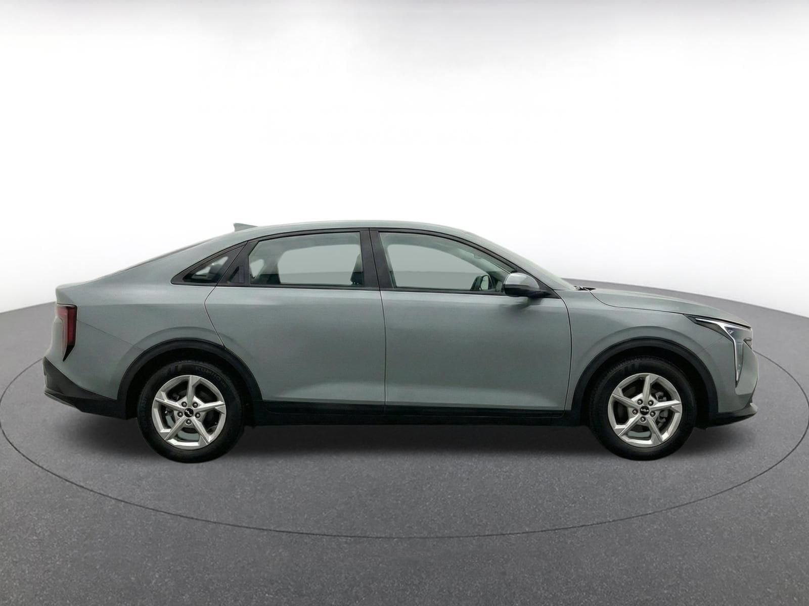 Thumbnail: 2025 Kia K4 - 10