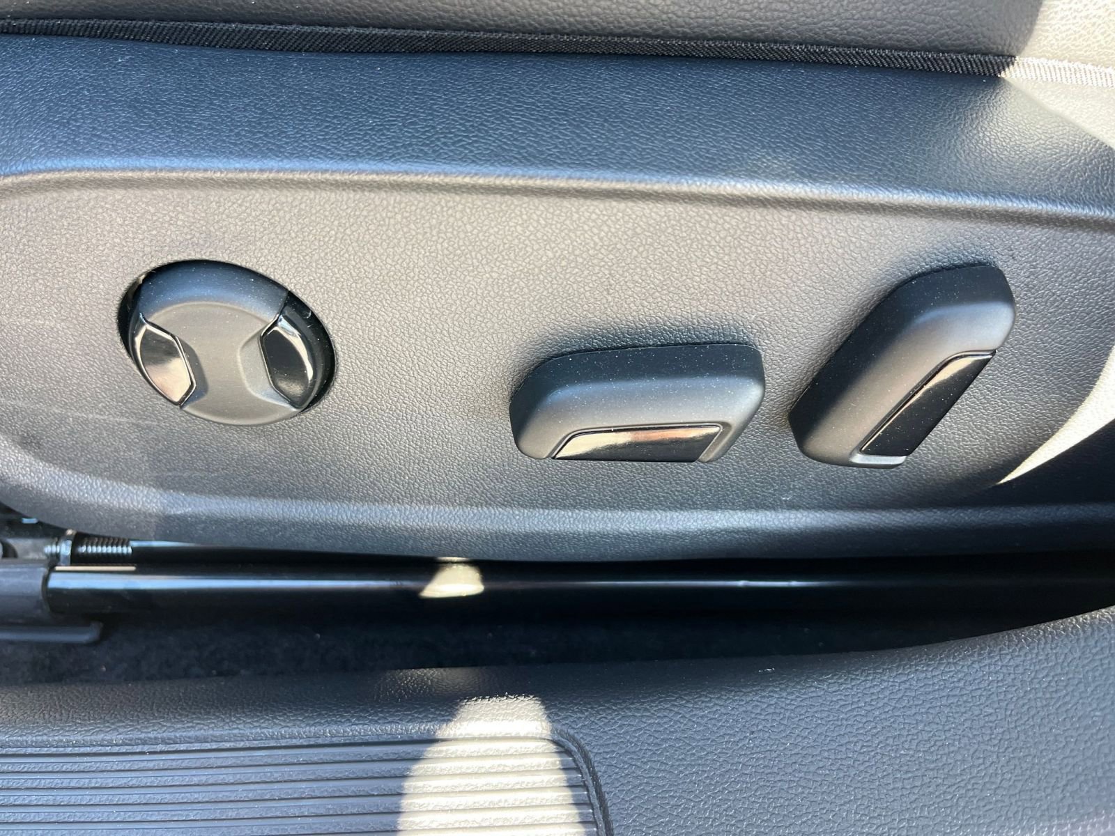 Thumbnail: 2025 Volkswagen Jetta - 23