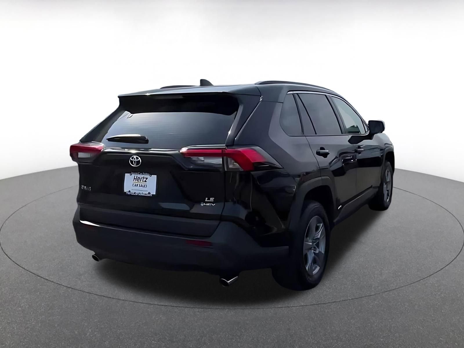 Thumbnail: 2025 Toyota RAV4 - 13