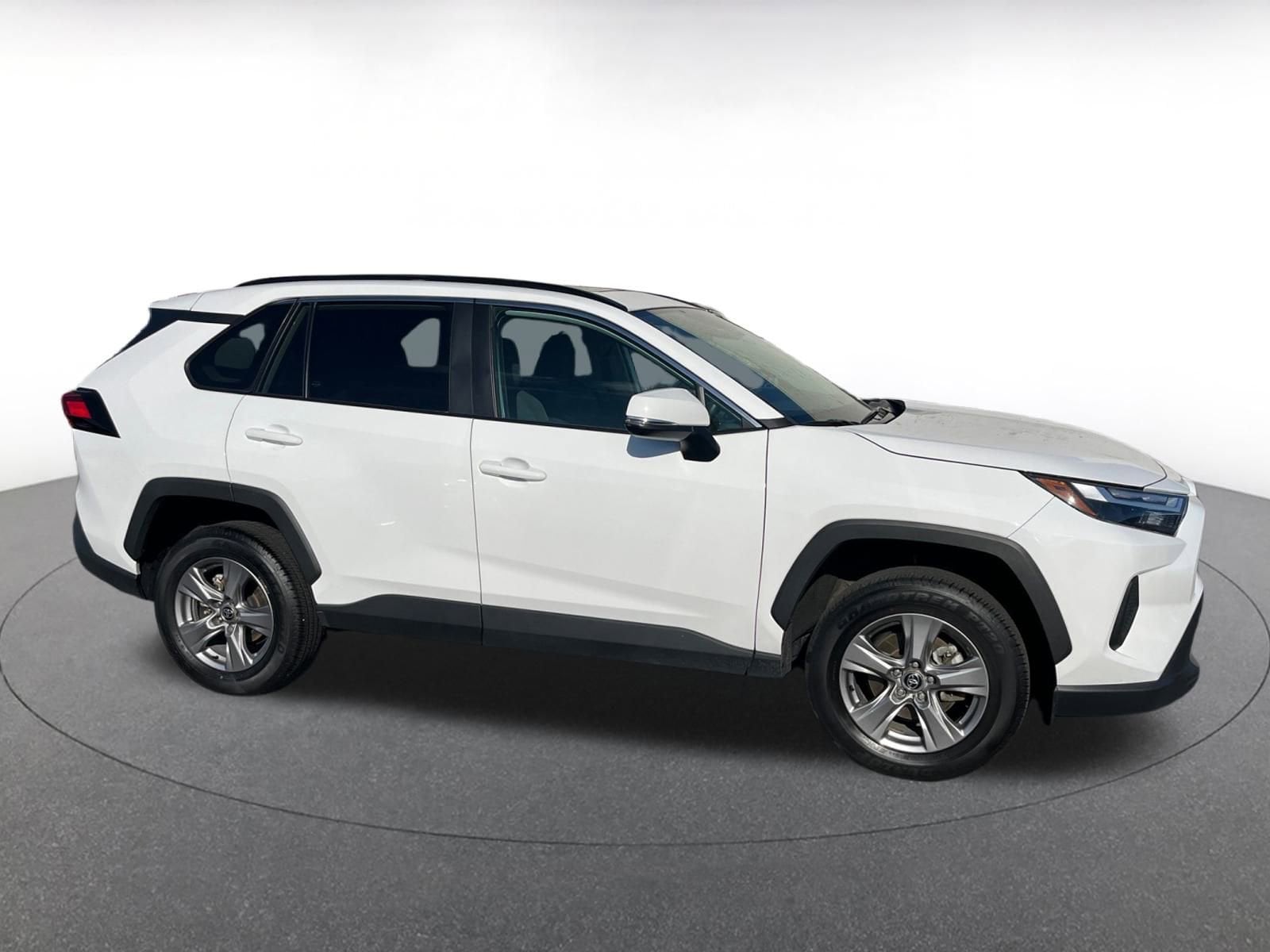 Thumbnail: 2024 Toyota RAV4 - 15