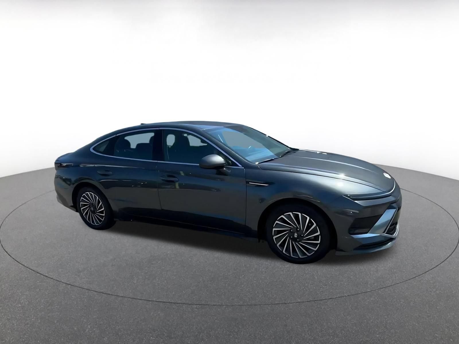 Thumbnail: 2025 Hyundai Sonata - 2