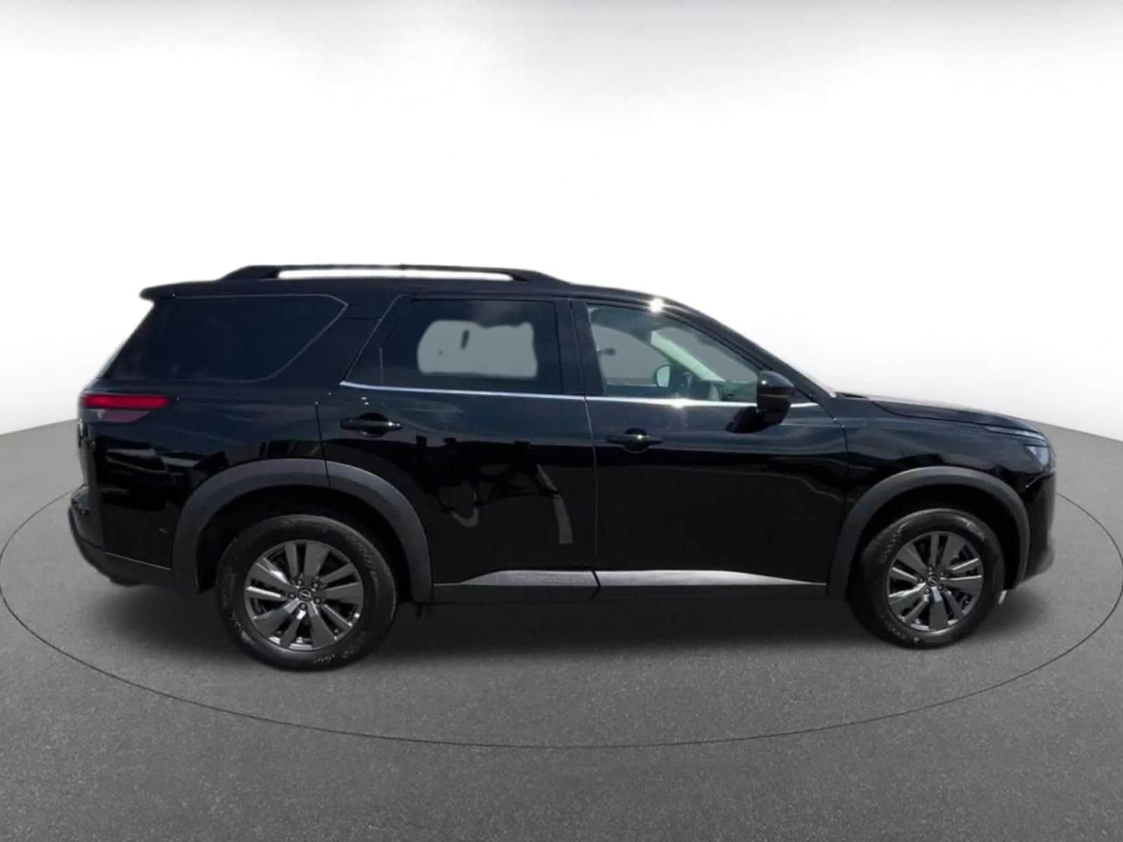 Thumbnail: 2025 Nissan Pathfinder - 16