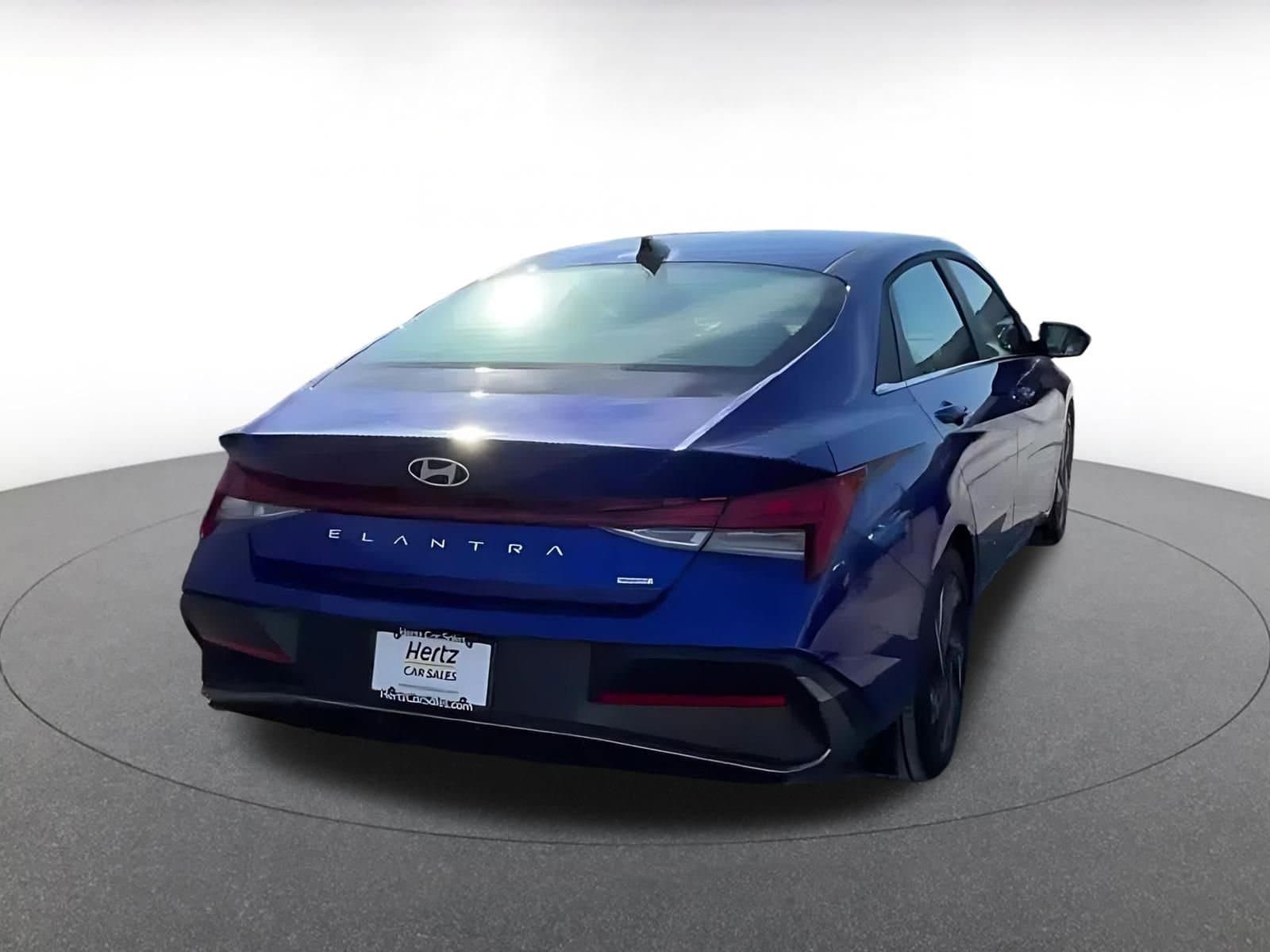 Thumbnail: 2025 Hyundai Elantra - 12