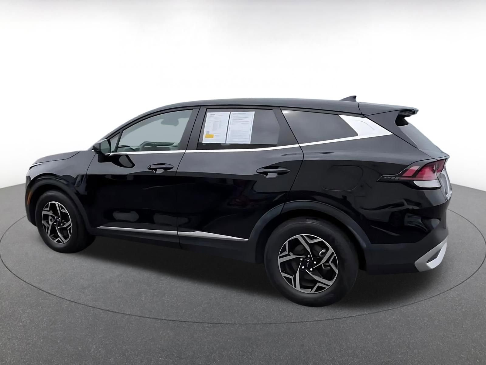 Thumbnail: 2025 Kia Sportage - 10