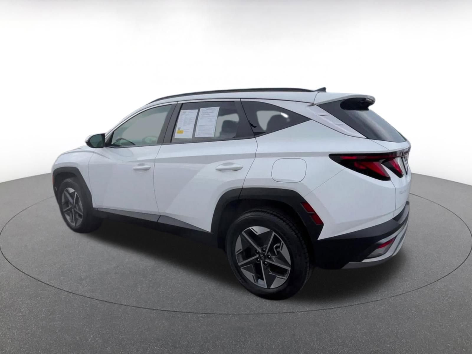 Thumbnail: 2025 Hyundai Tucson - 10
