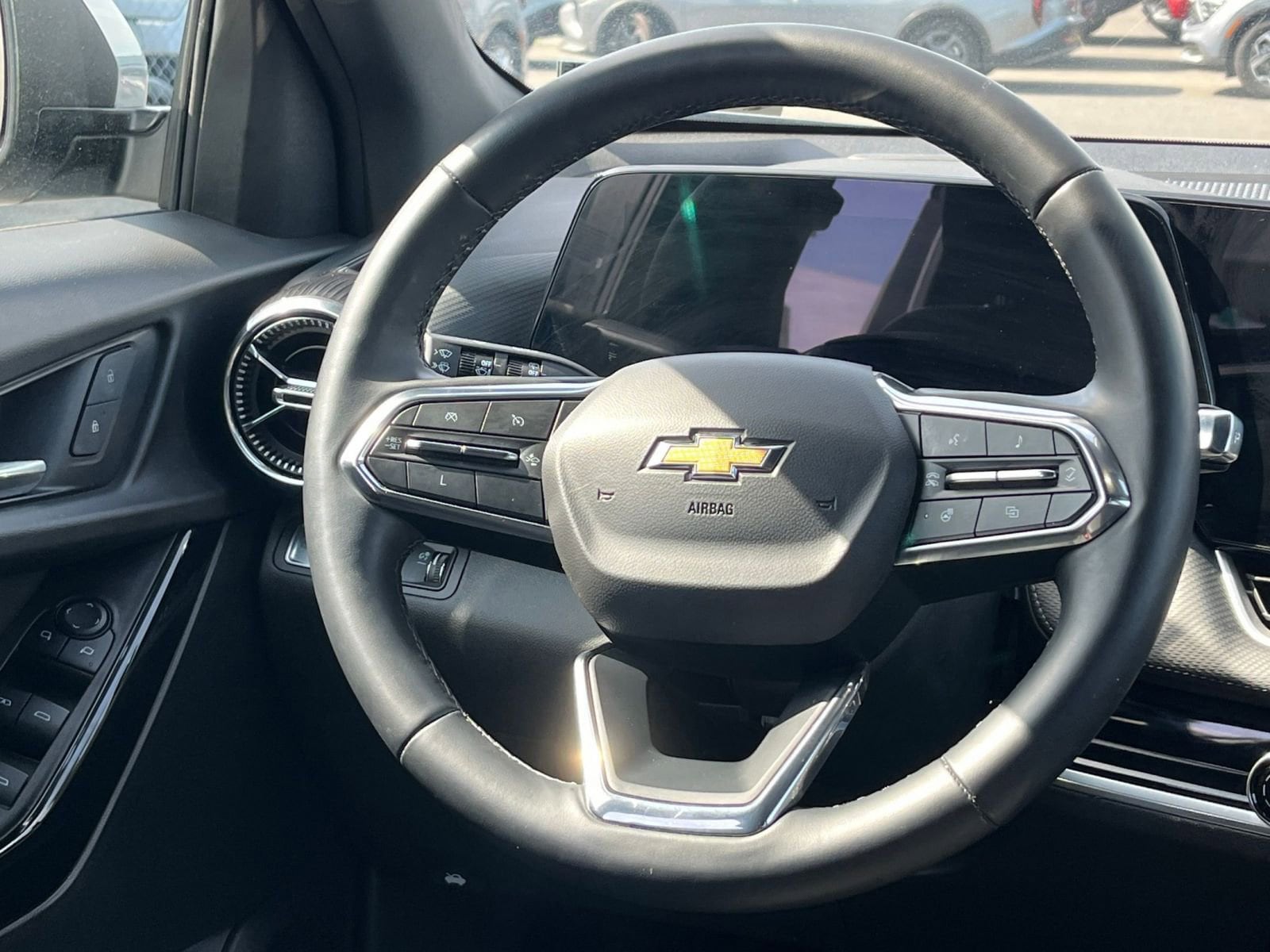 Thumbnail: 2025 Chevrolet Equinox - 28