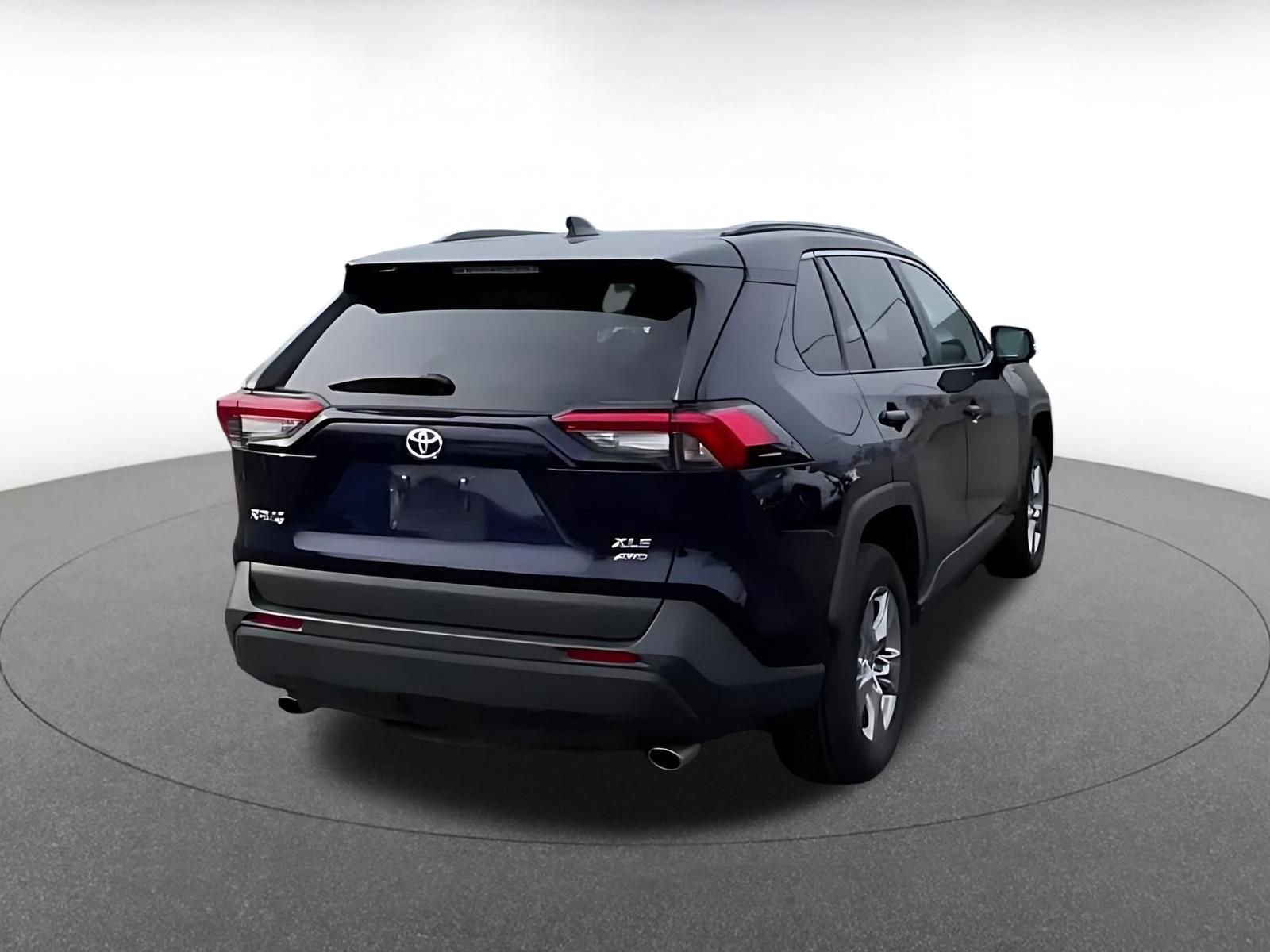 Thumbnail: 2025 Toyota RAV4 - 15