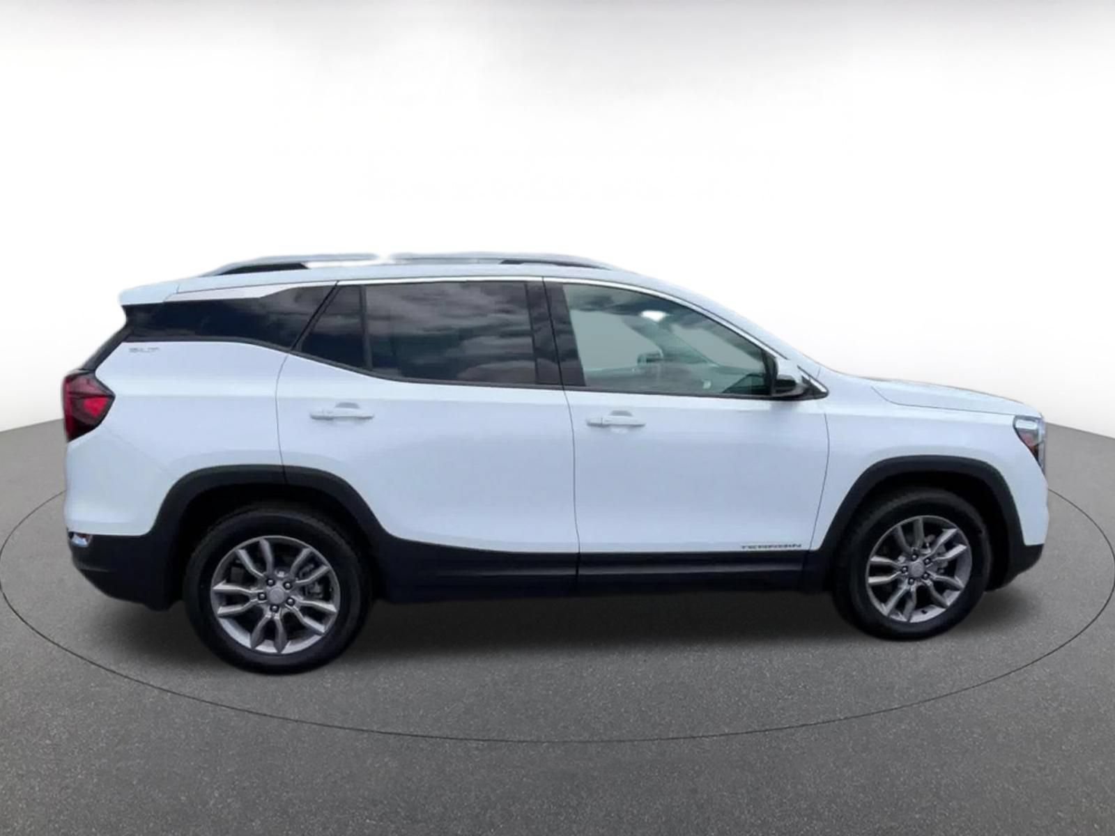 Thumbnail: 2024 GMC Terrain - 13
