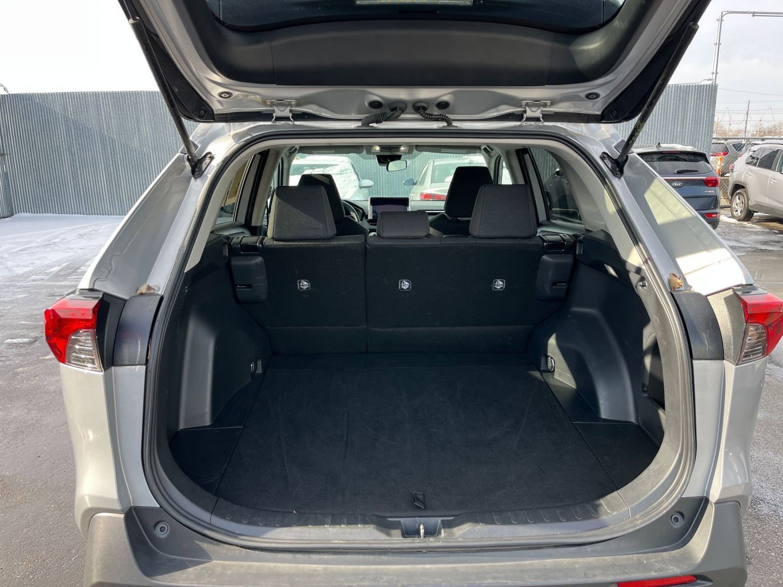 Thumbnail: 2025 Toyota RAV4 - 30