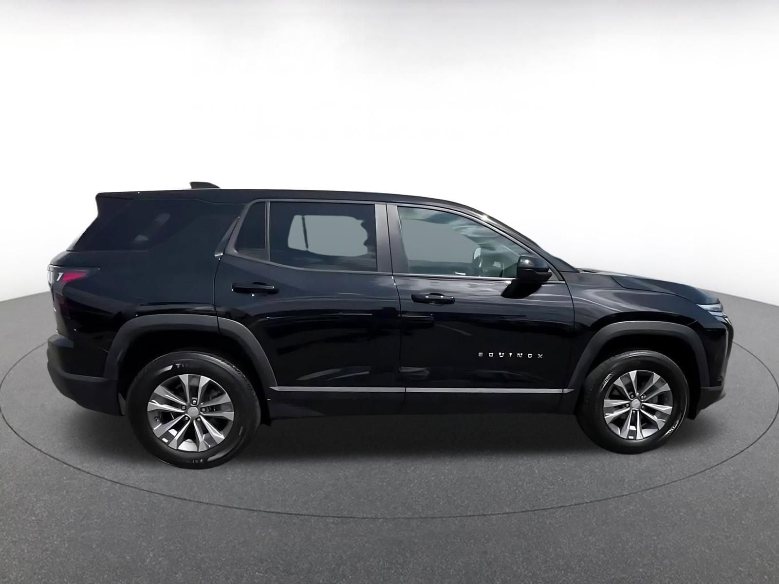 Thumbnail: 2025 Chevrolet Equinox - 15