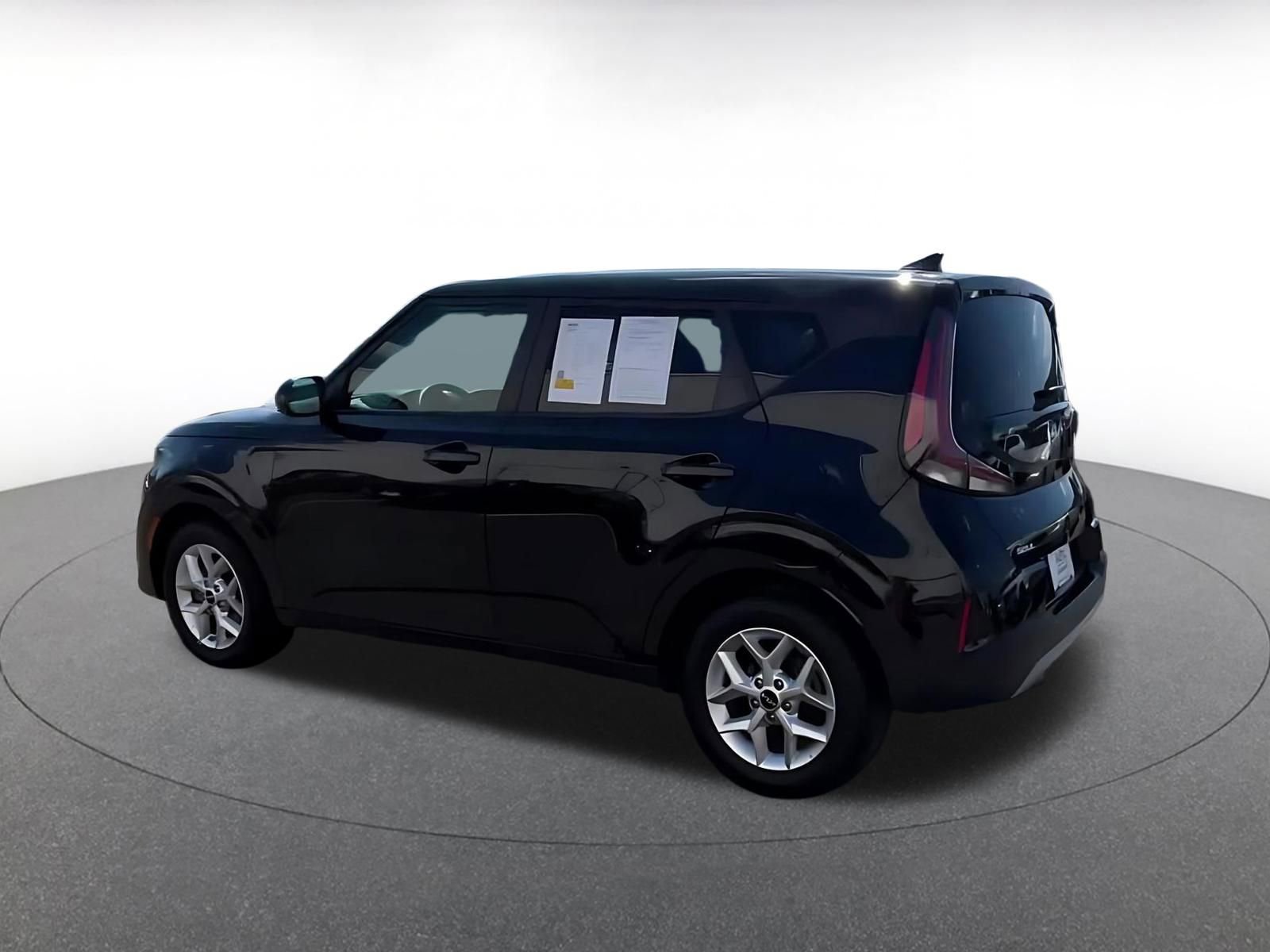 Thumbnail: 2025 Kia Soul - 10