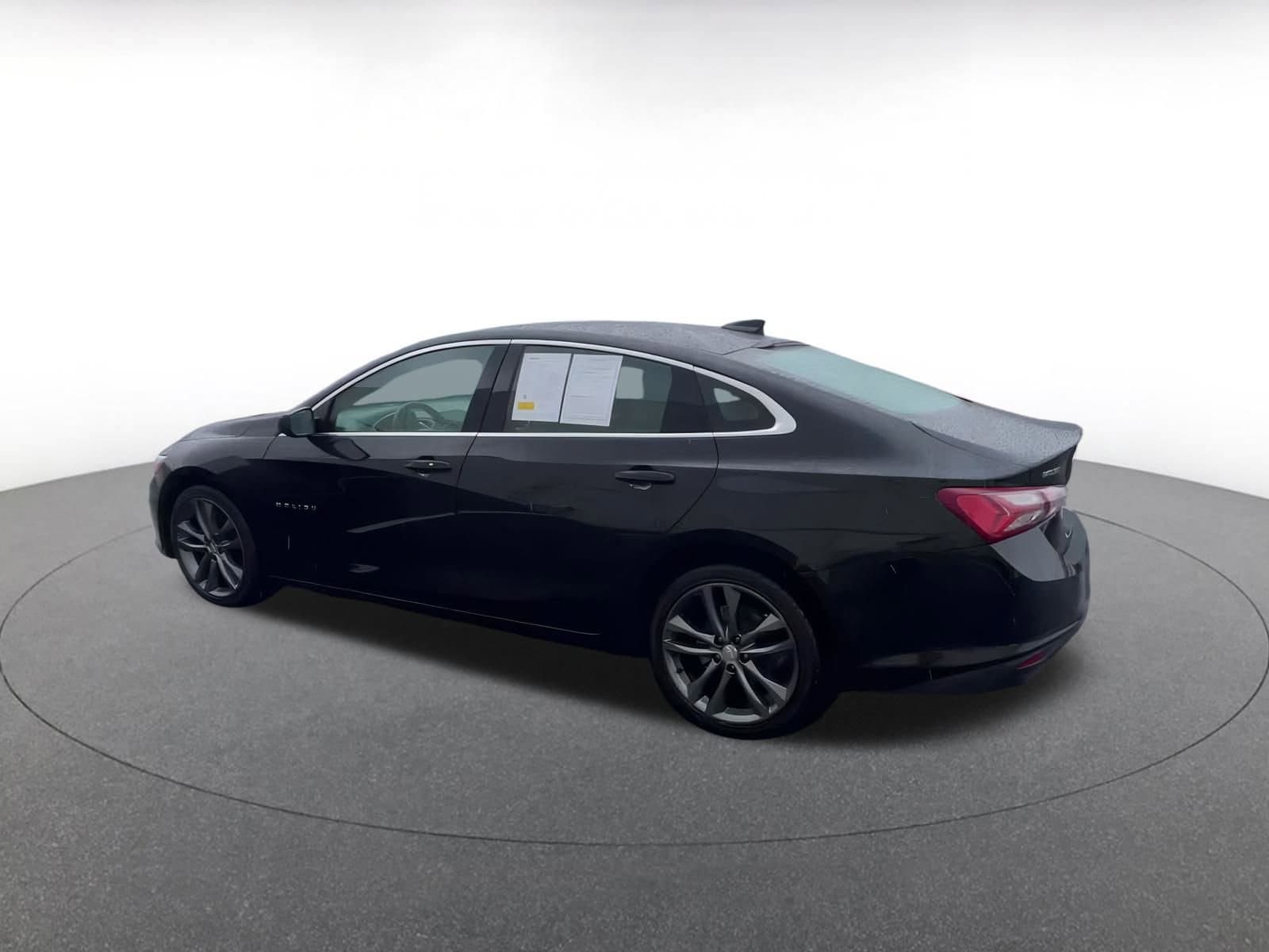 Thumbnail: 2024 Chevrolet Malibu - 10