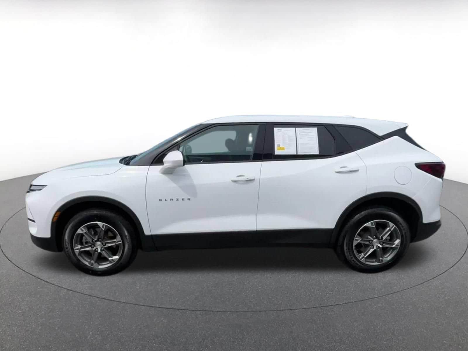 Thumbnail: 2026 Chevrolet Blazer - 8