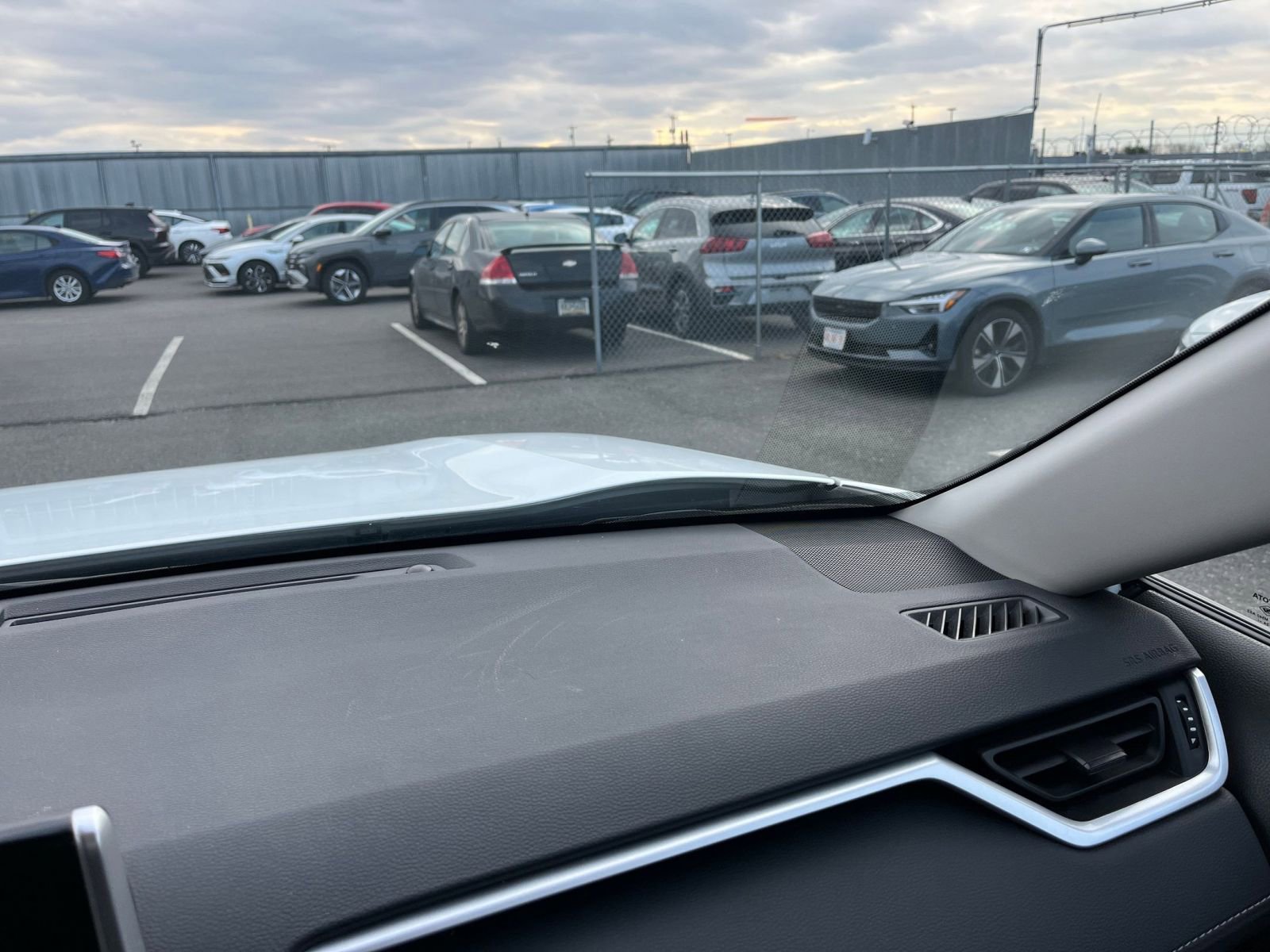 Thumbnail: 2025 Toyota RAV4 - 34