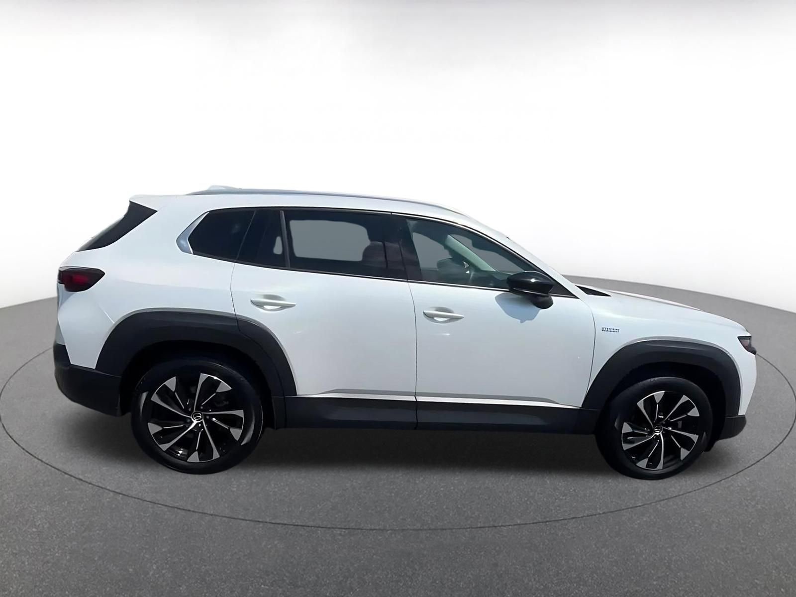 Thumbnail: 2025 Mazda CX-50 - 16