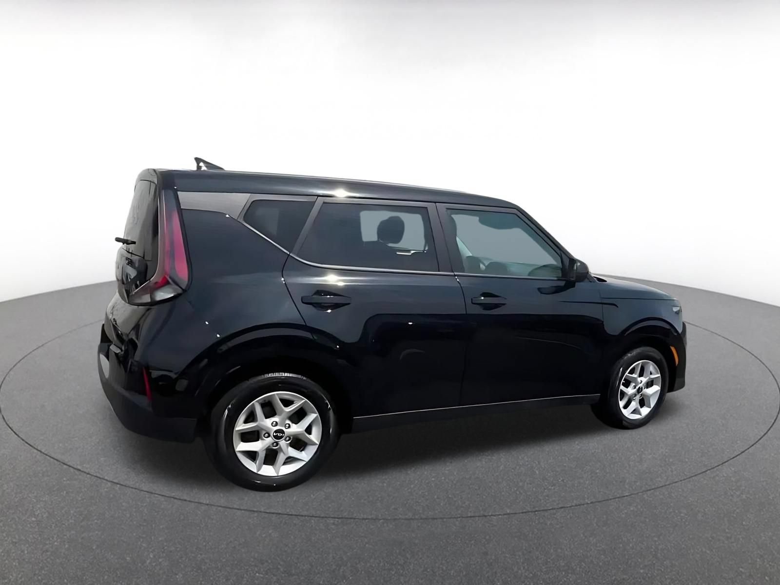 Thumbnail: 2025 Kia Soul - 12