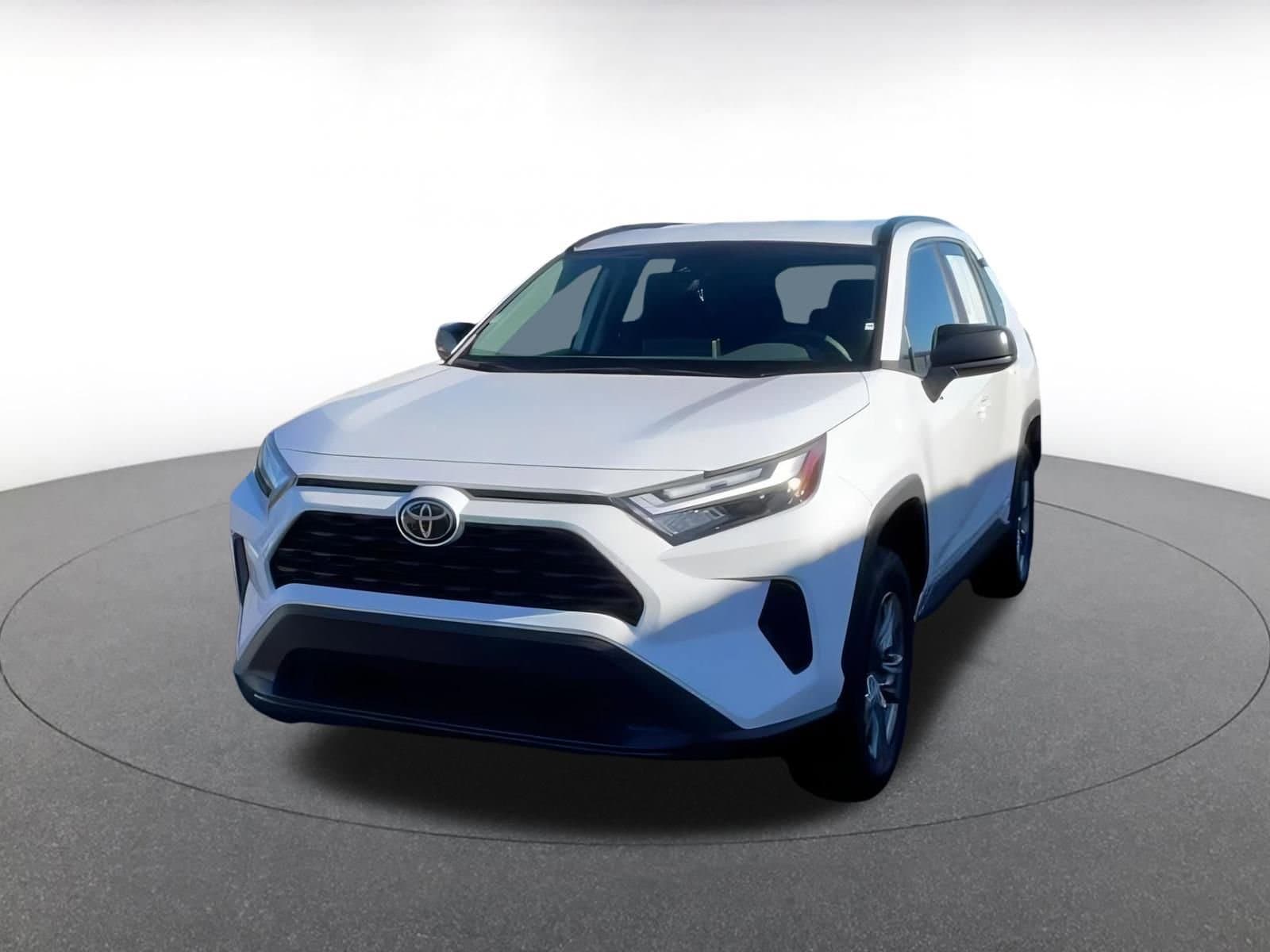 Thumbnail: 2025 Toyota RAV4 - 6