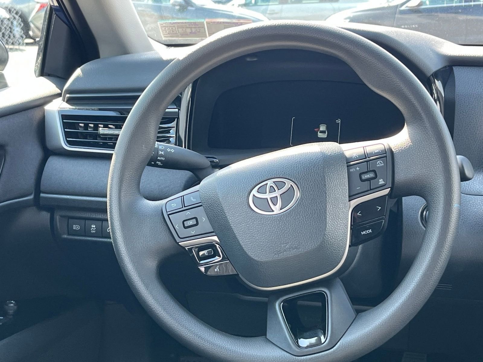 Thumbnail: 2025 Toyota Camry - 27