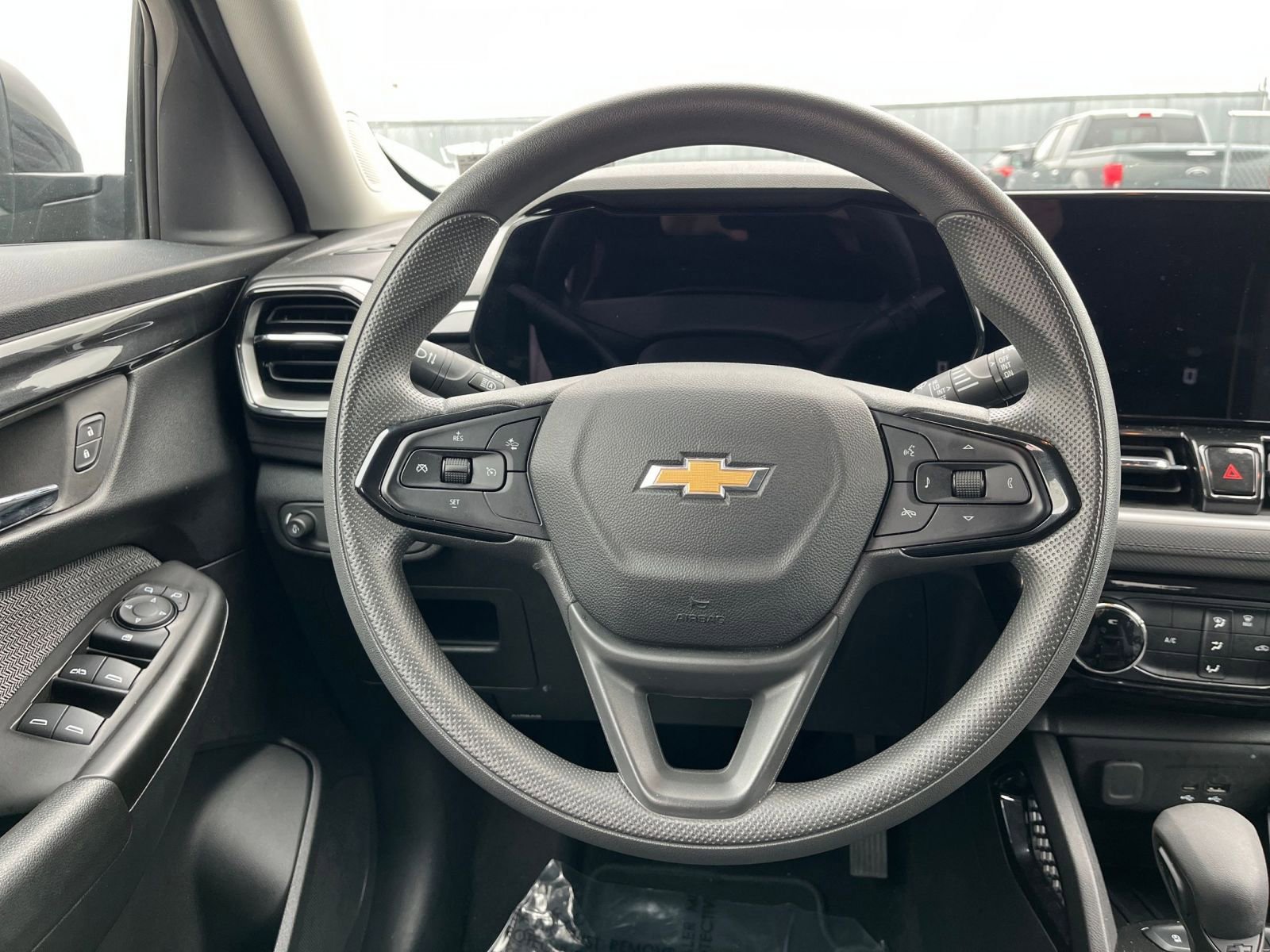 Thumbnail: 2025 Chevrolet TrailBlazer - 26