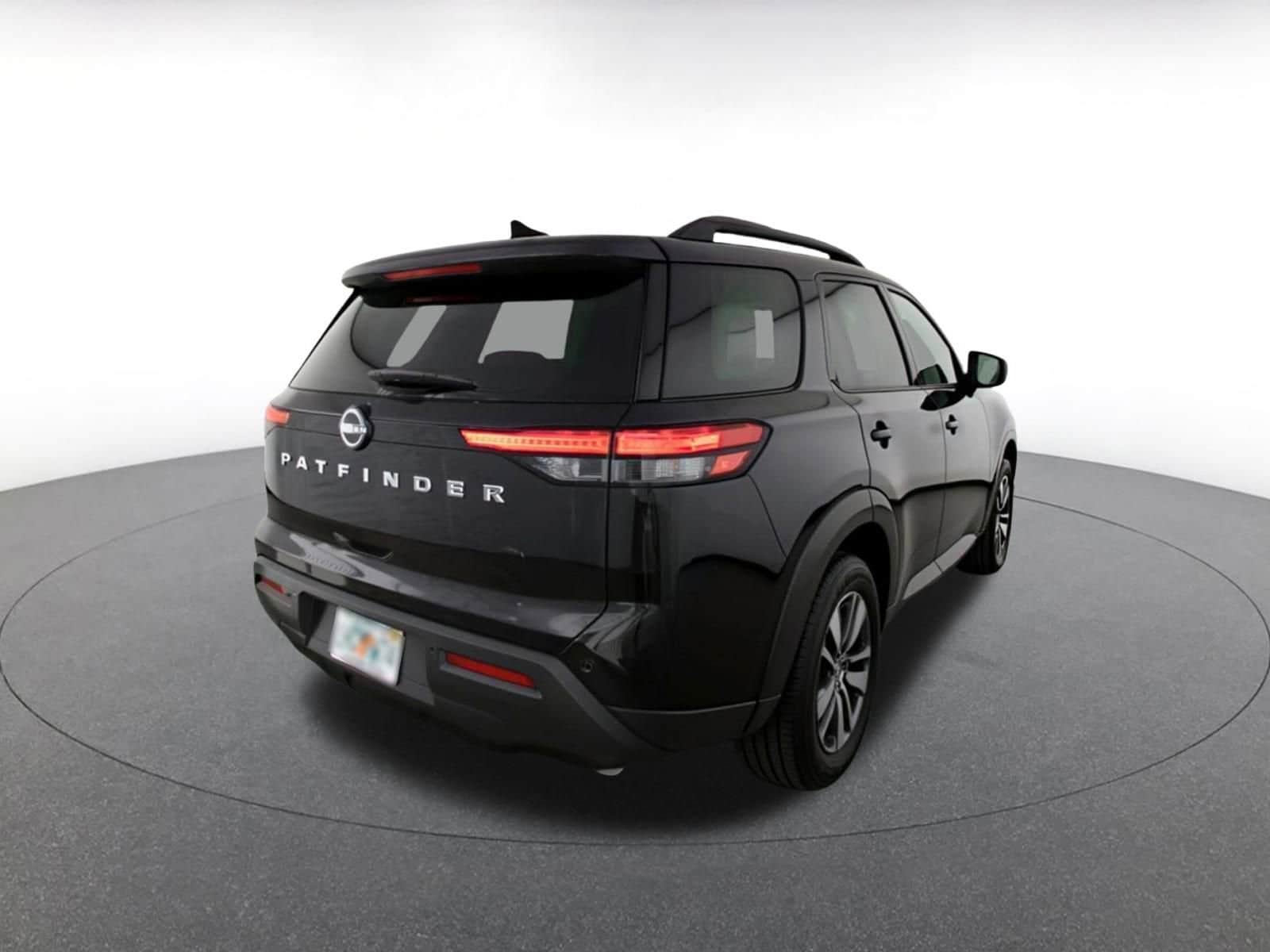 Thumbnail: 2025 Nissan Pathfinder - 8