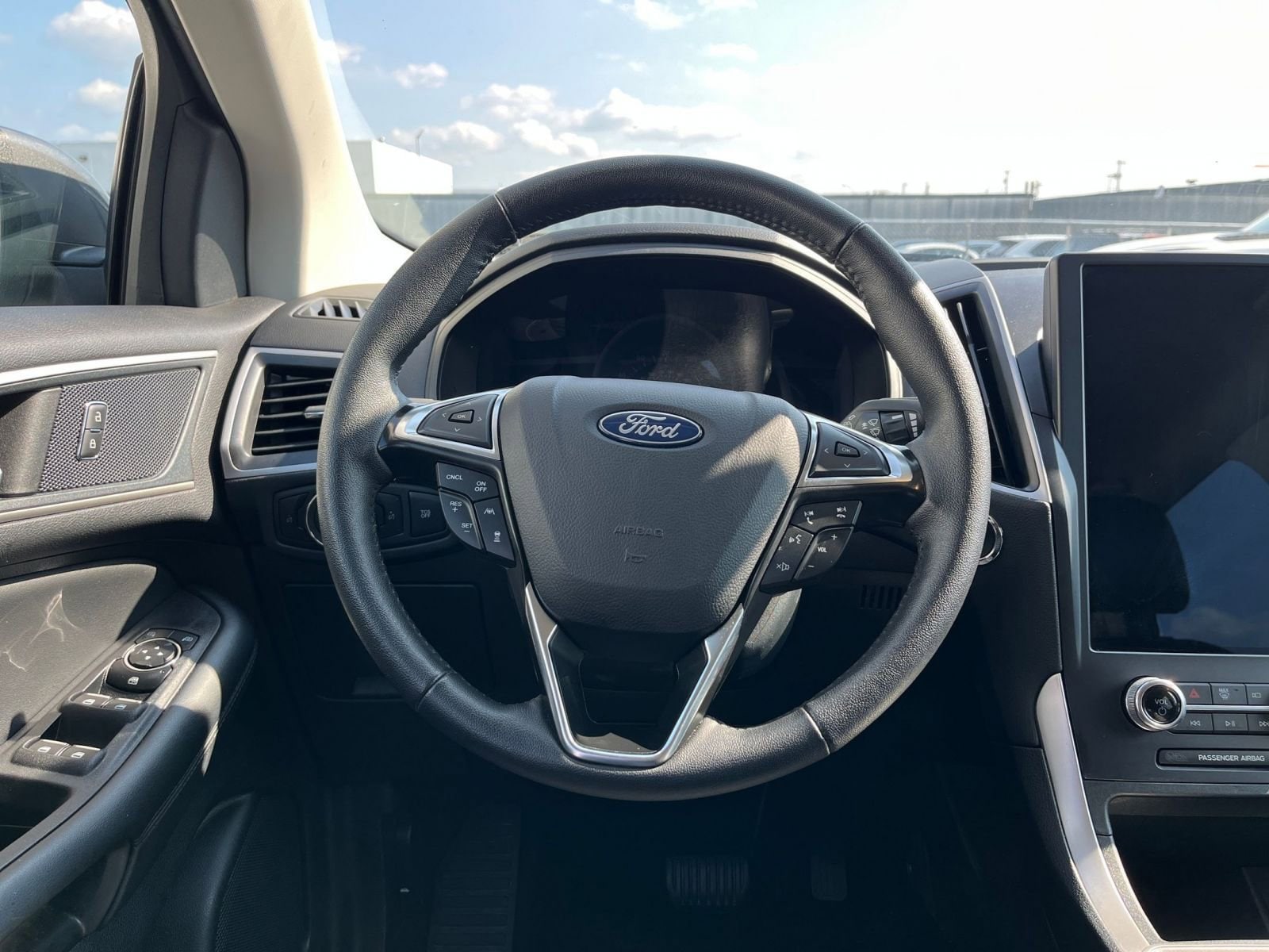 Thumbnail: 2024 Ford Edge - 27