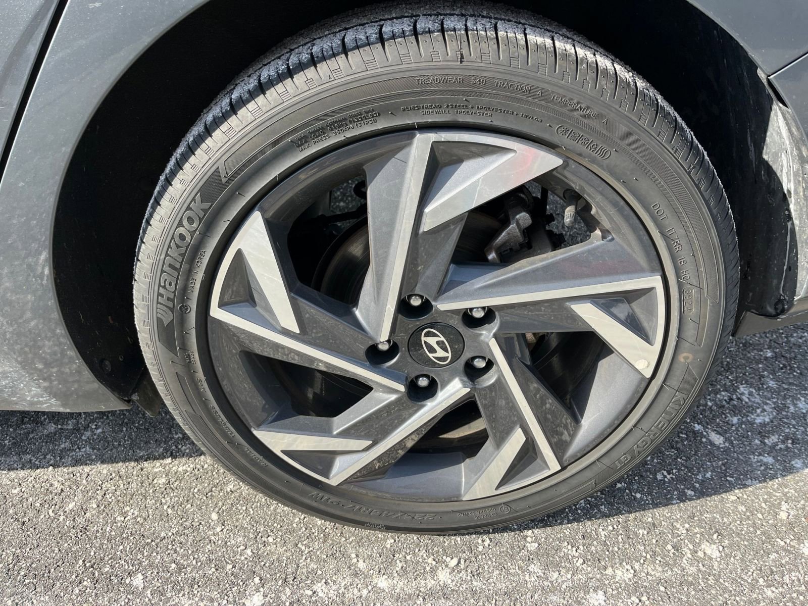 Thumbnail: 2025 Hyundai Elantra - 30