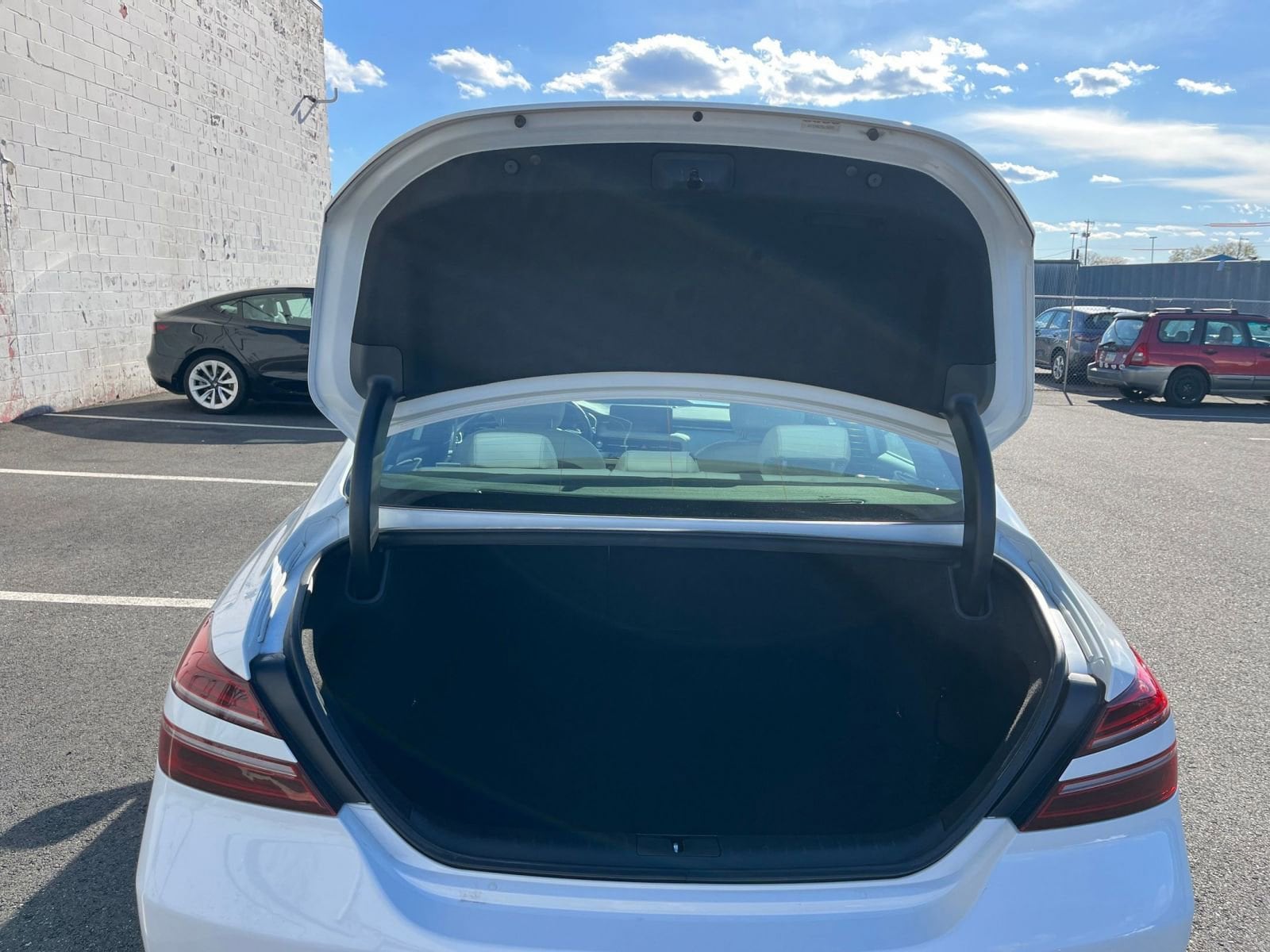 Thumbnail: 2025 Genesis G70 - 31