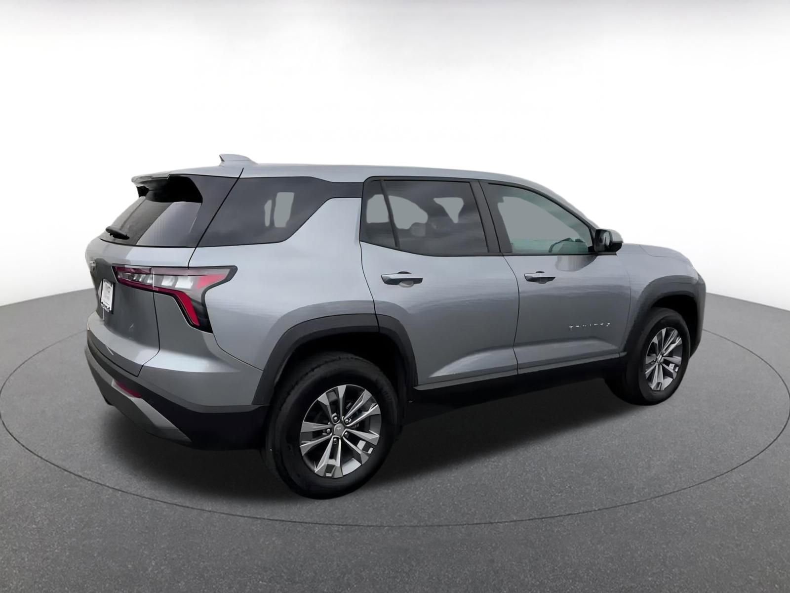 Thumbnail: 2025 Chevrolet Equinox - 15